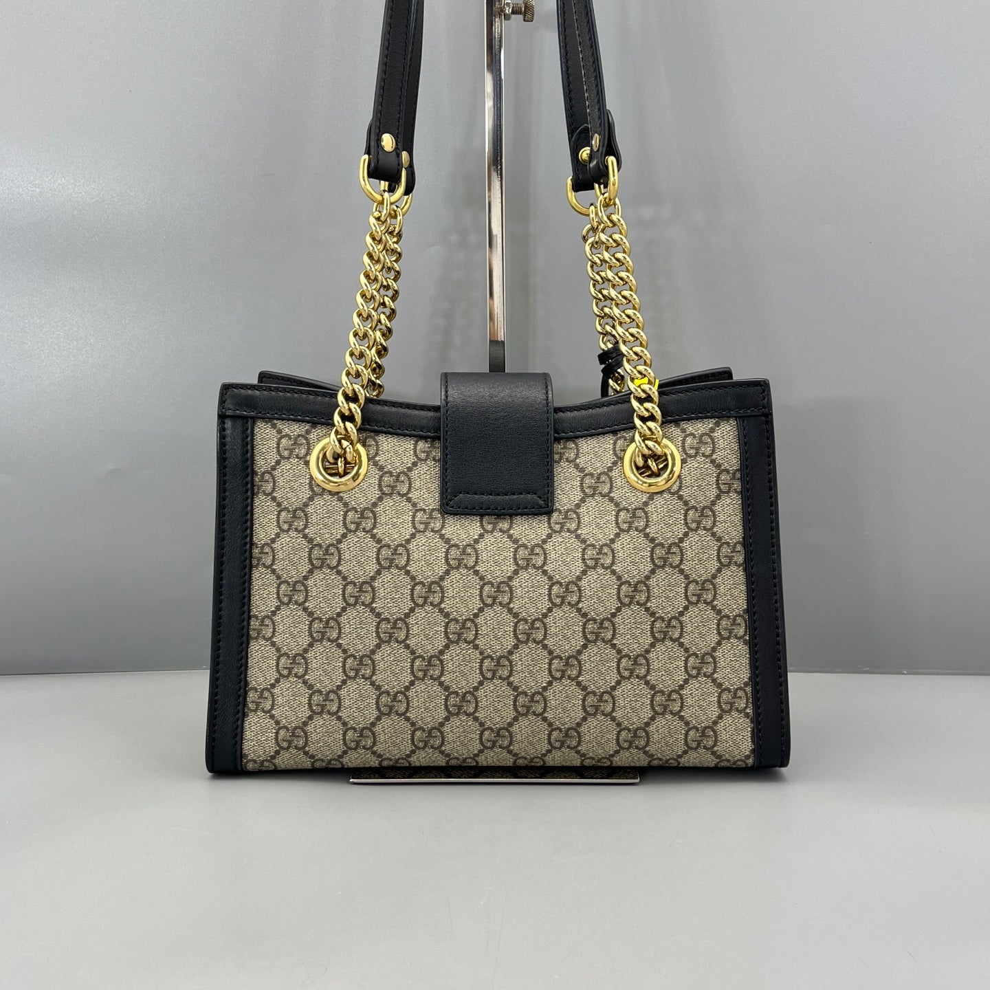 Gucci - Padlock Small Shoulder Bag - GG Supreme coated canvas and leather trim - Beige and Black - (Small)