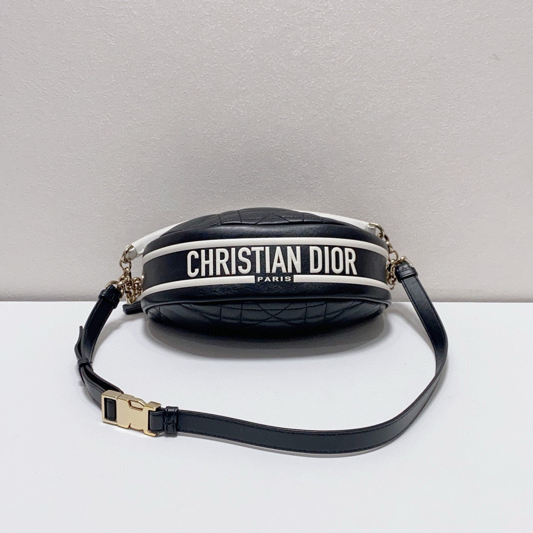 Dior - Dior Vibe Half-Moon Bag - Lambskin leather - Black - (small)
