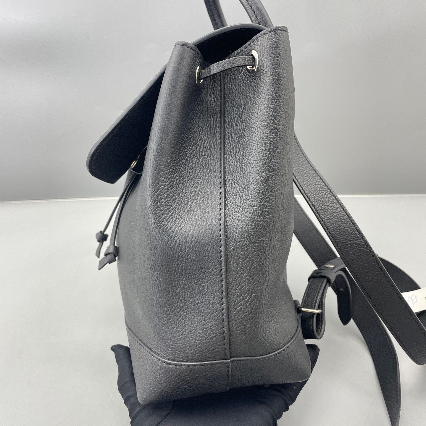 Louis Vuitton - Lockme Backpack - Leather - Black - (Medium)