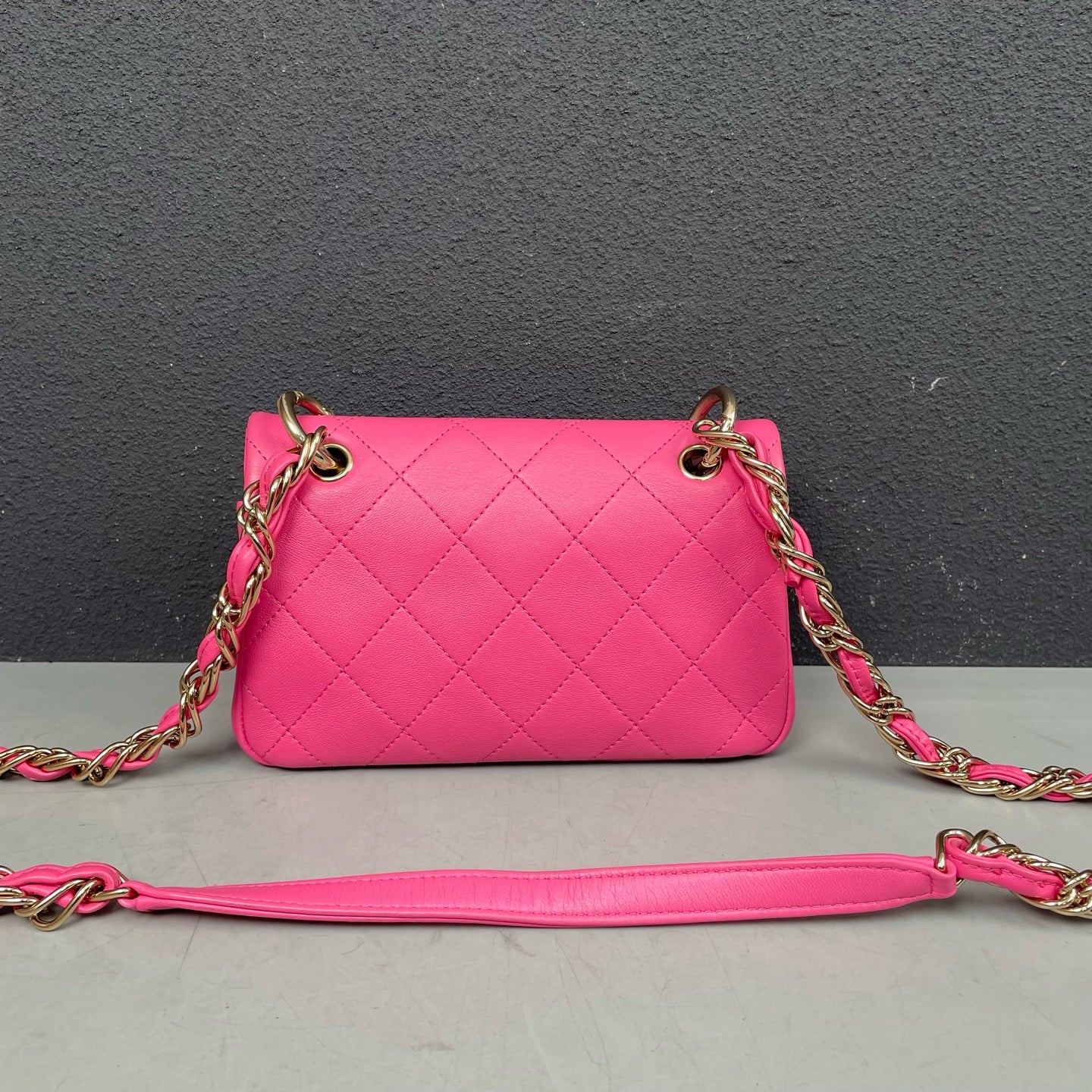 Chanel - Classic Flap Mini (Large Rectangular) - Lambskin leather - Pink - (mini)