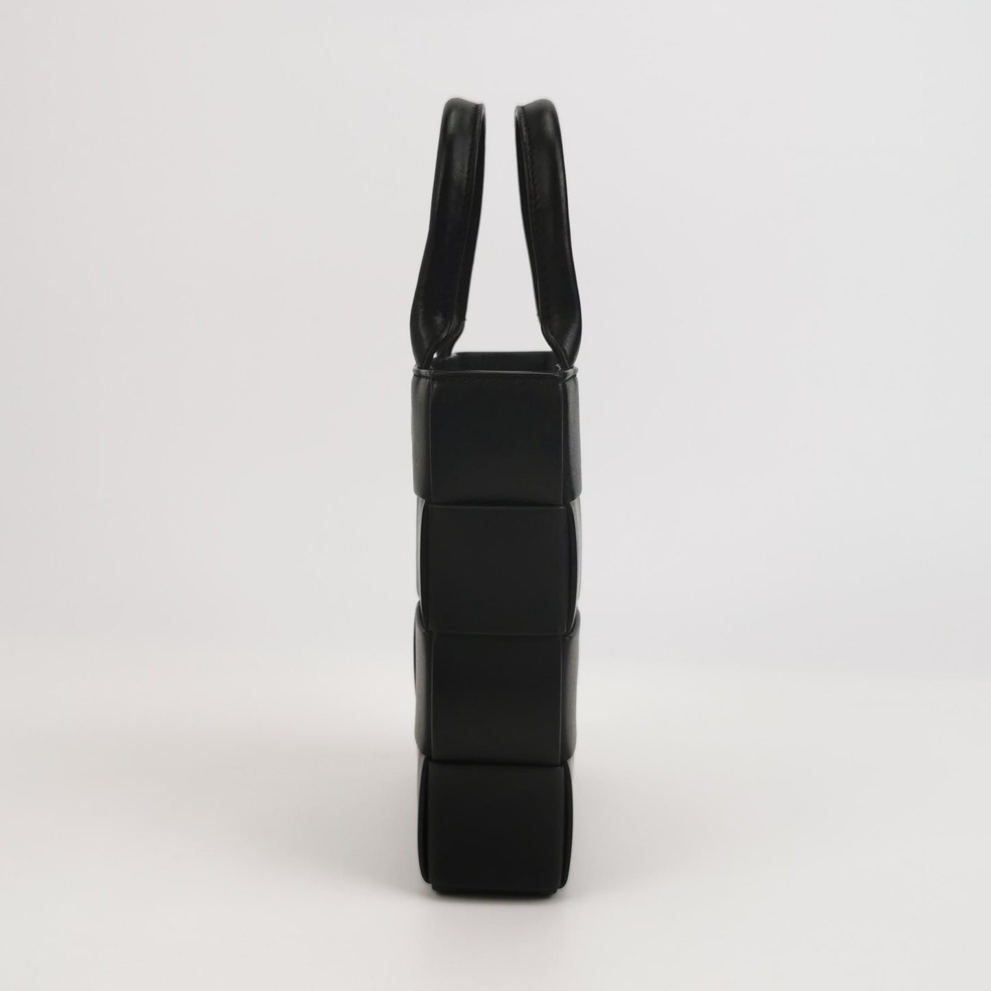 Bottega Veneta - Cassette Tote - Grained calfskin leather - Black - (mini)