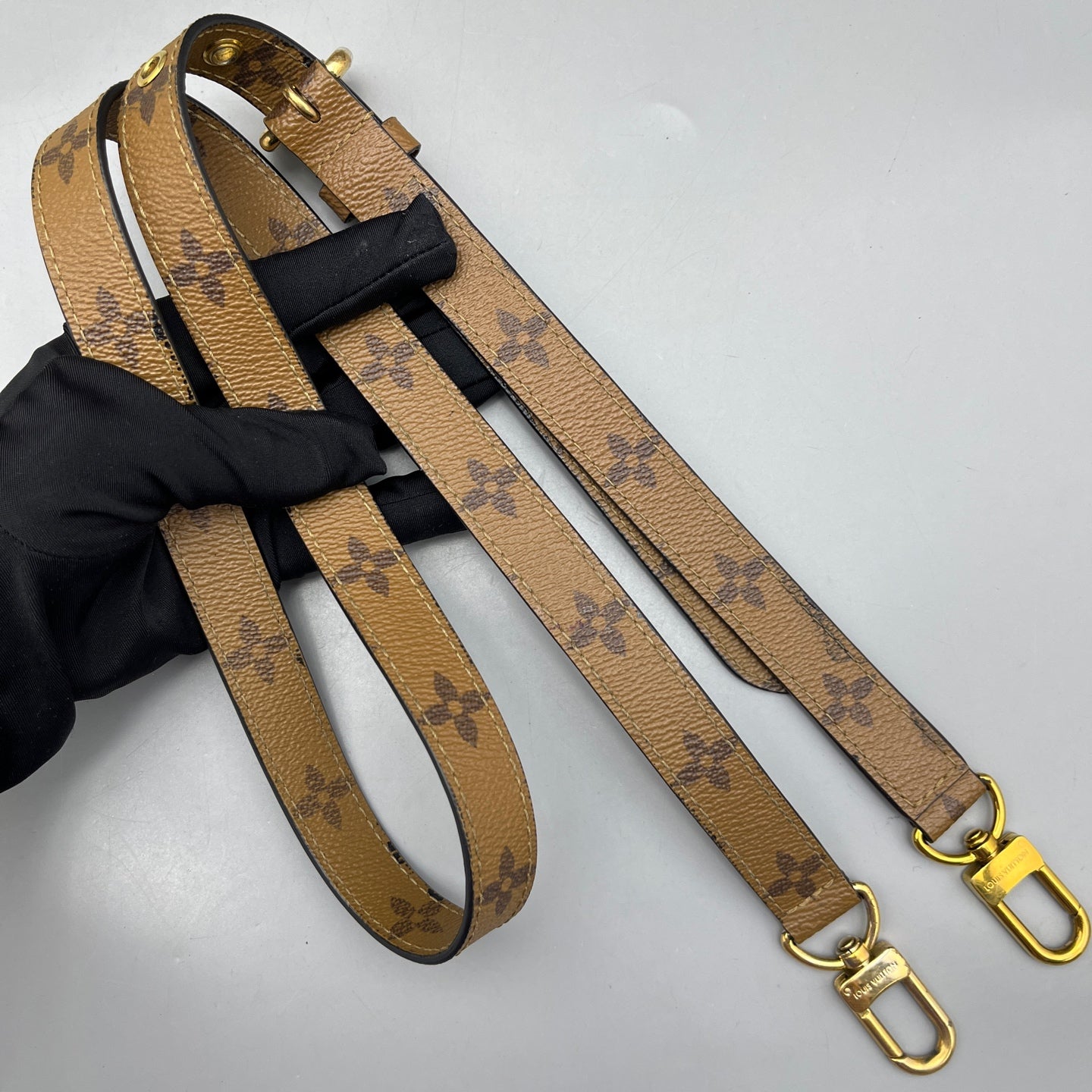 Louis Vuitton - Pochette Métis Reverse Monogram - Coated canvas - Brown - (Medium)
