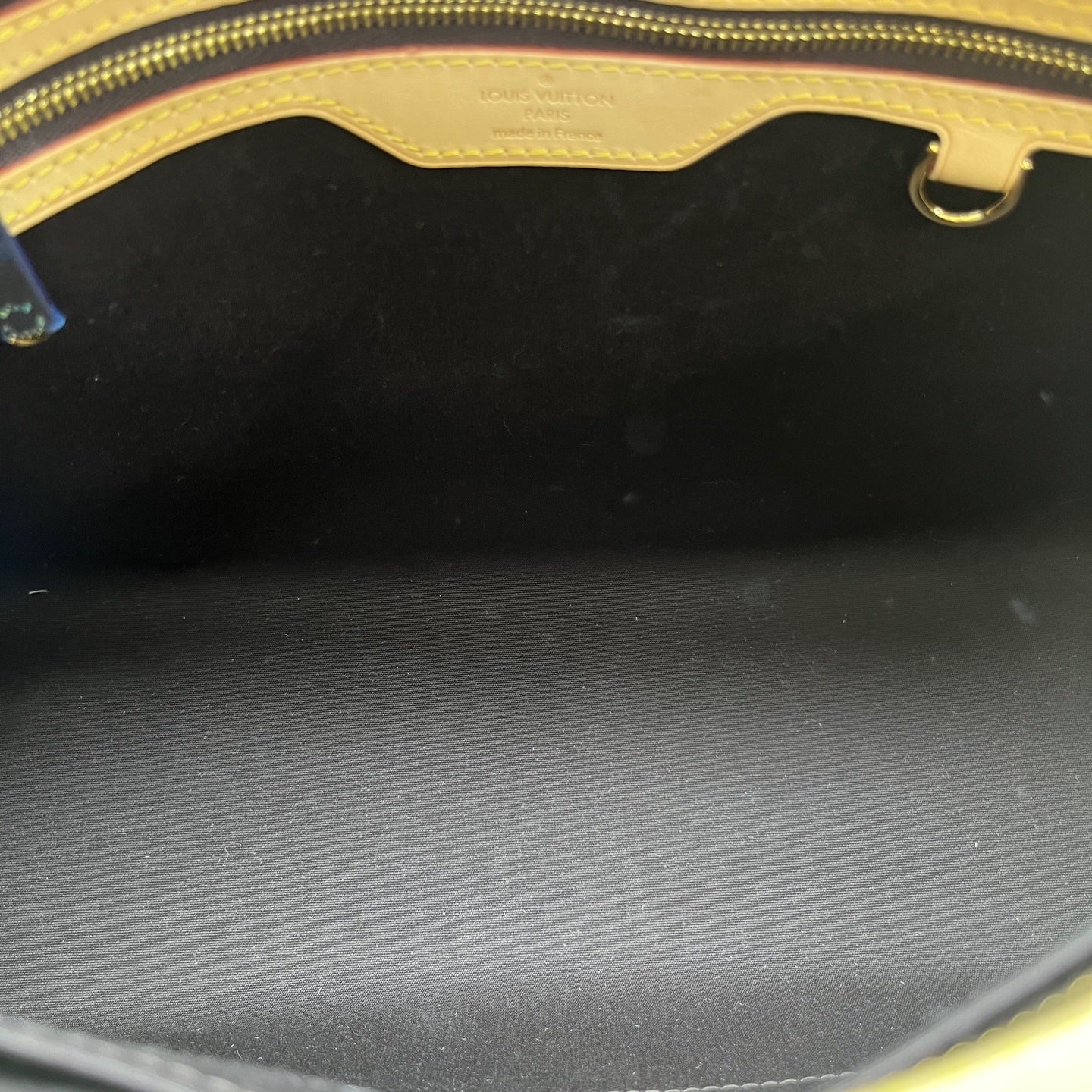 Louis Vuitton - Brea MM - Monogram Vernis patent leather with Vachetta leather trim - Burgundy - (Medium)