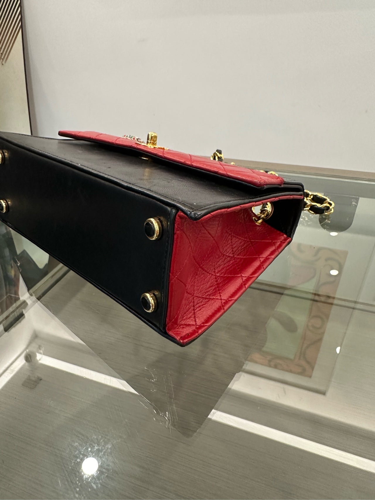 Chanel - Artist Collaboration History Badge Trapezoid Flap Bag - Leather - Black - (mini)