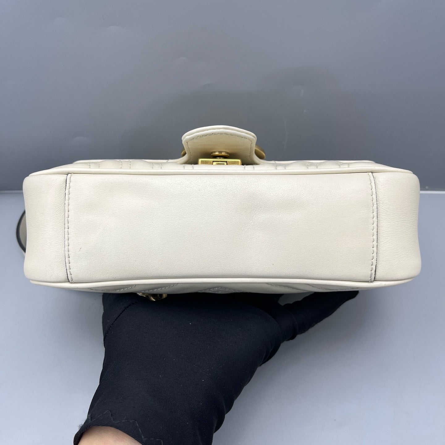 Gucci - GG Marmont Small Shoulder Bag - Leather - White - (small)