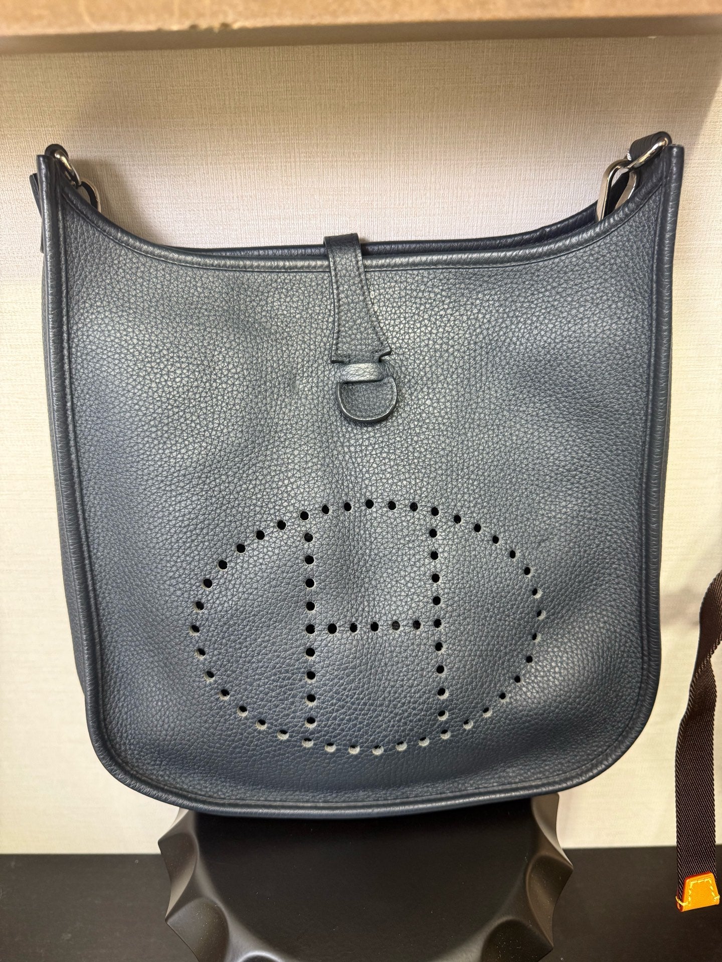 Hermès - Evelyne 29 - Leather - Navy with Silver-Tone Hardware - (medium)