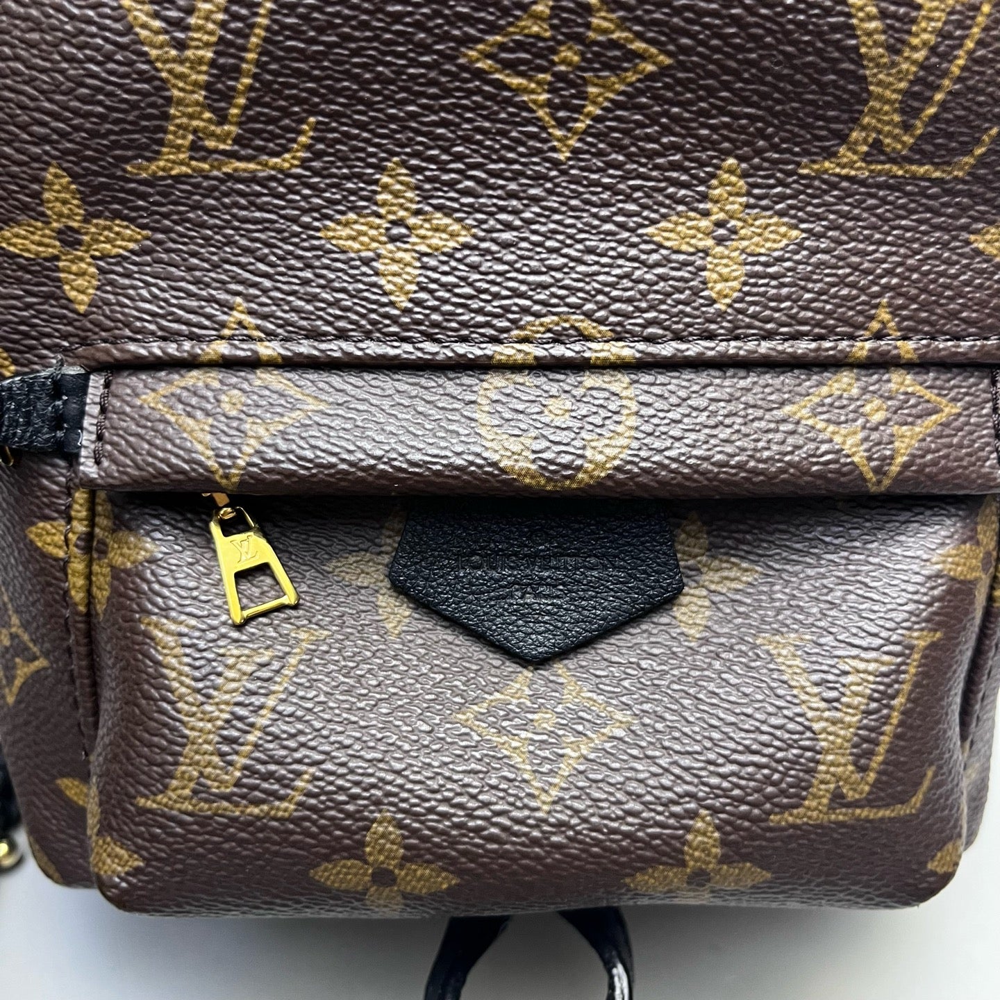 Louis Vuitton - Palm Springs Mini Backpack - Monogram coated canvas with leather trim - Brown - (mini)