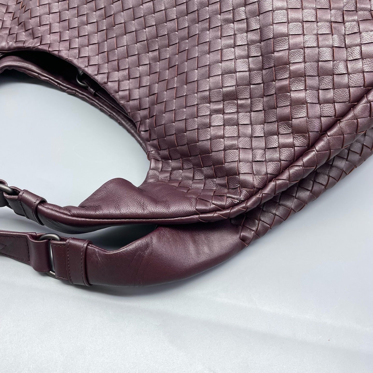 Bottega Veneta - Veneta Hobo Bag - Nappa leather - Burgundy - (Medium)
