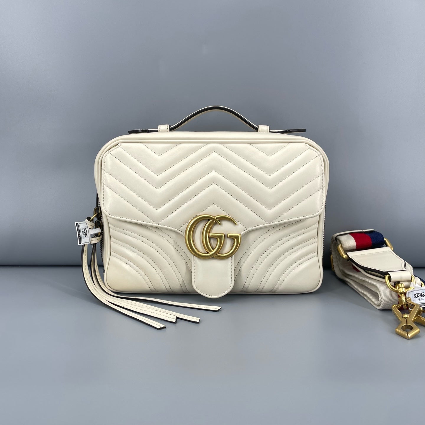 Gucci - GG Marmont Messenger Bag - Leather - White - (Medium)