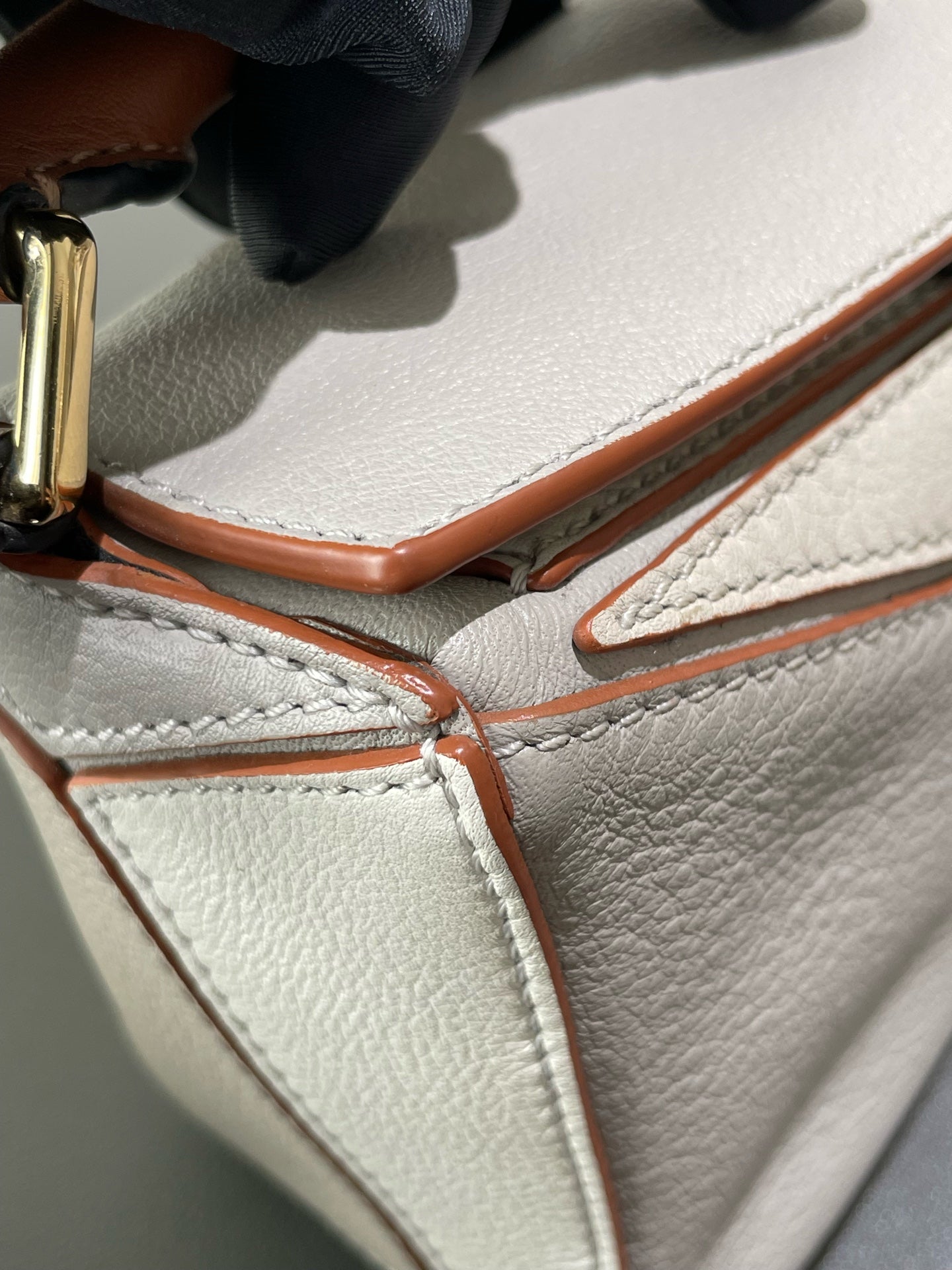 Loewe - Puzzle mini - Calfskin leather - Multicolour (Caramel, Khaki Brown, and White) - (mini)