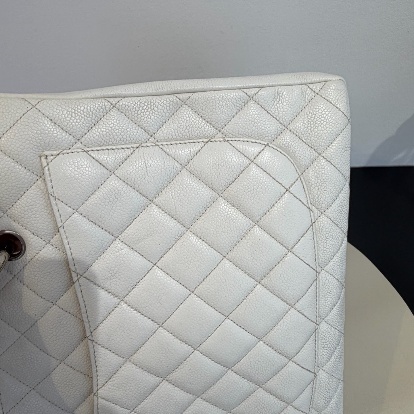 Chanel - Grand Shopping Tote (GST) - Caviar leather - White - (large)