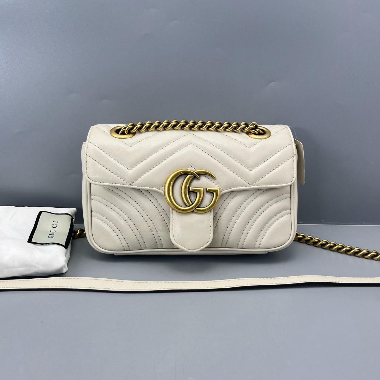 Gucci - GG Marmont Matelassé Mini - Leather - Off-white with Gold-Tone Hardware - (mini)