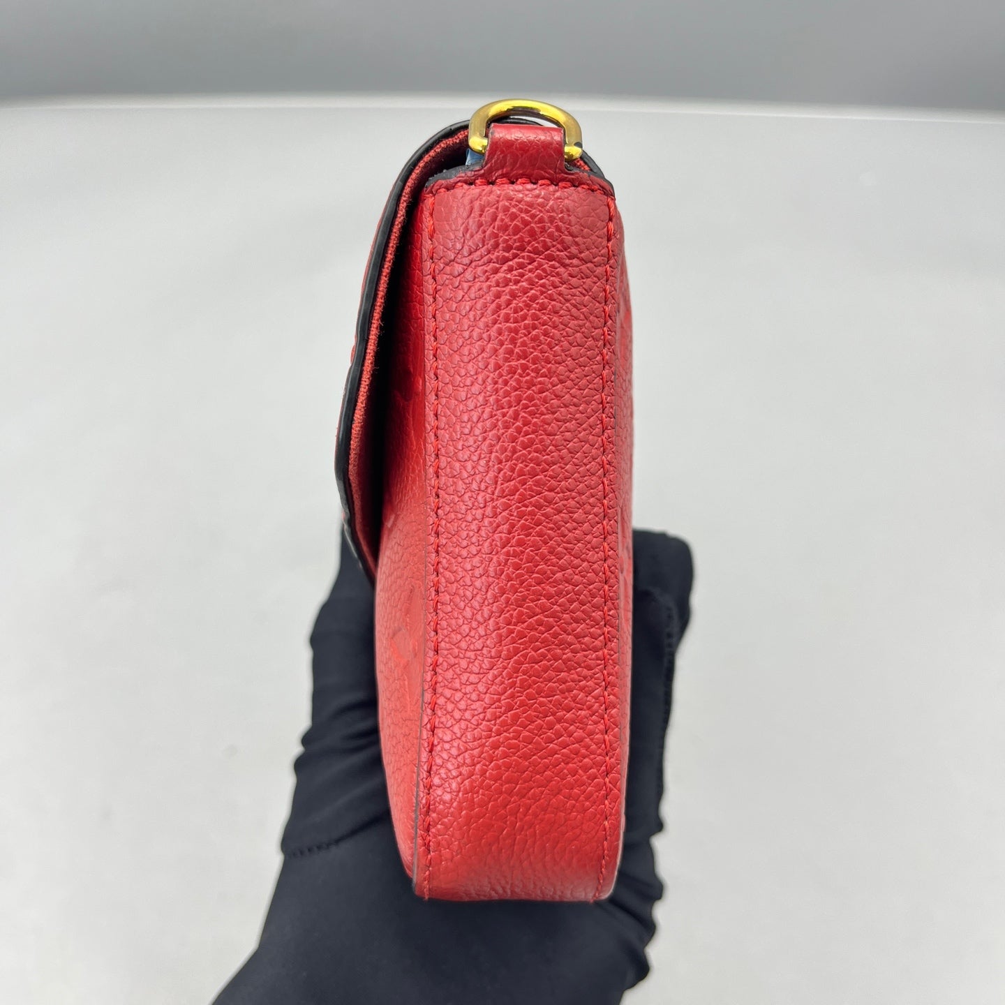 Louis Vuitton - Pochette Felicie - Embossed Monogram Empreinte leather - Red - (small)