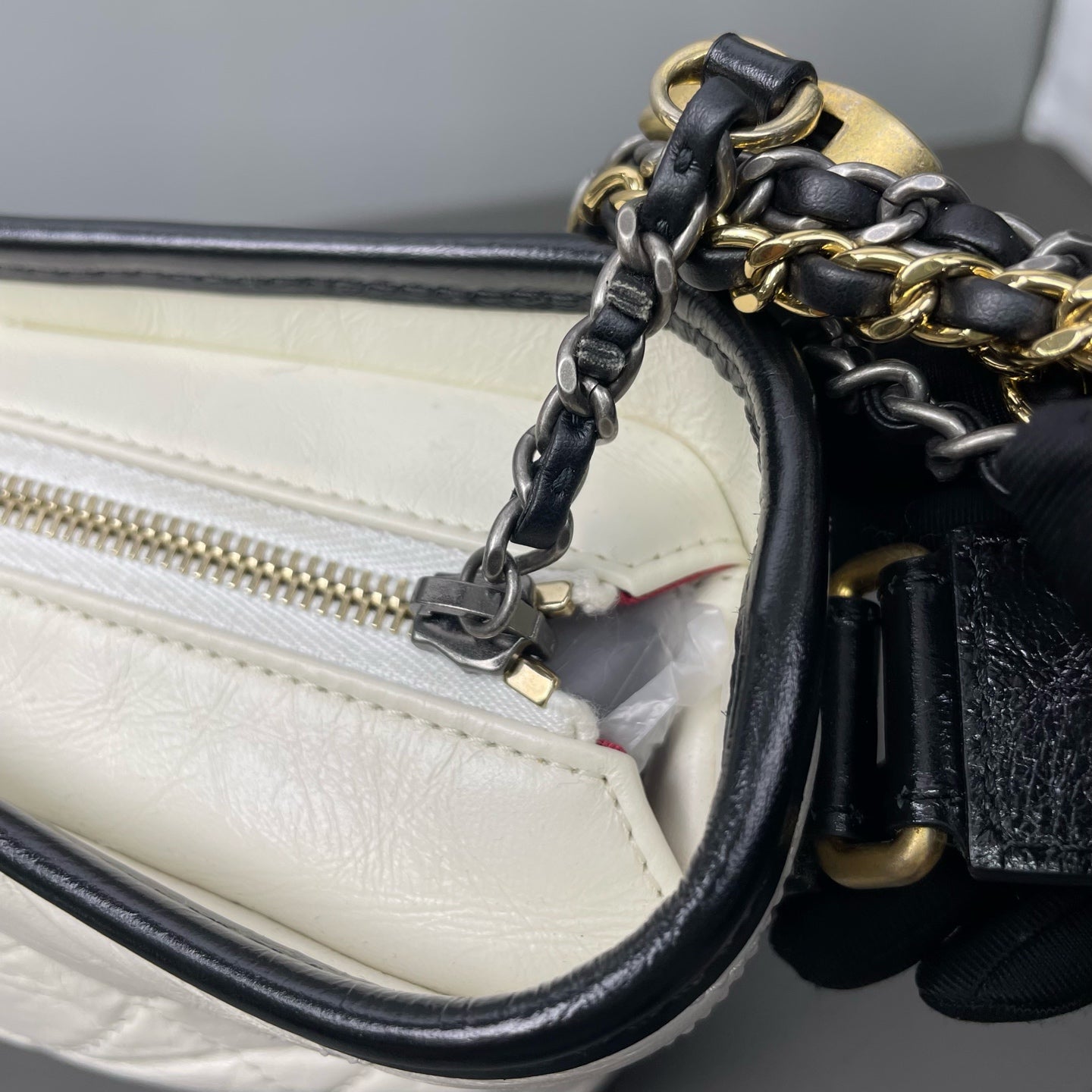 Chanel - Gabrielle Hobo Bag - Aged calfskin and patent leather - Black and White - (Medium)