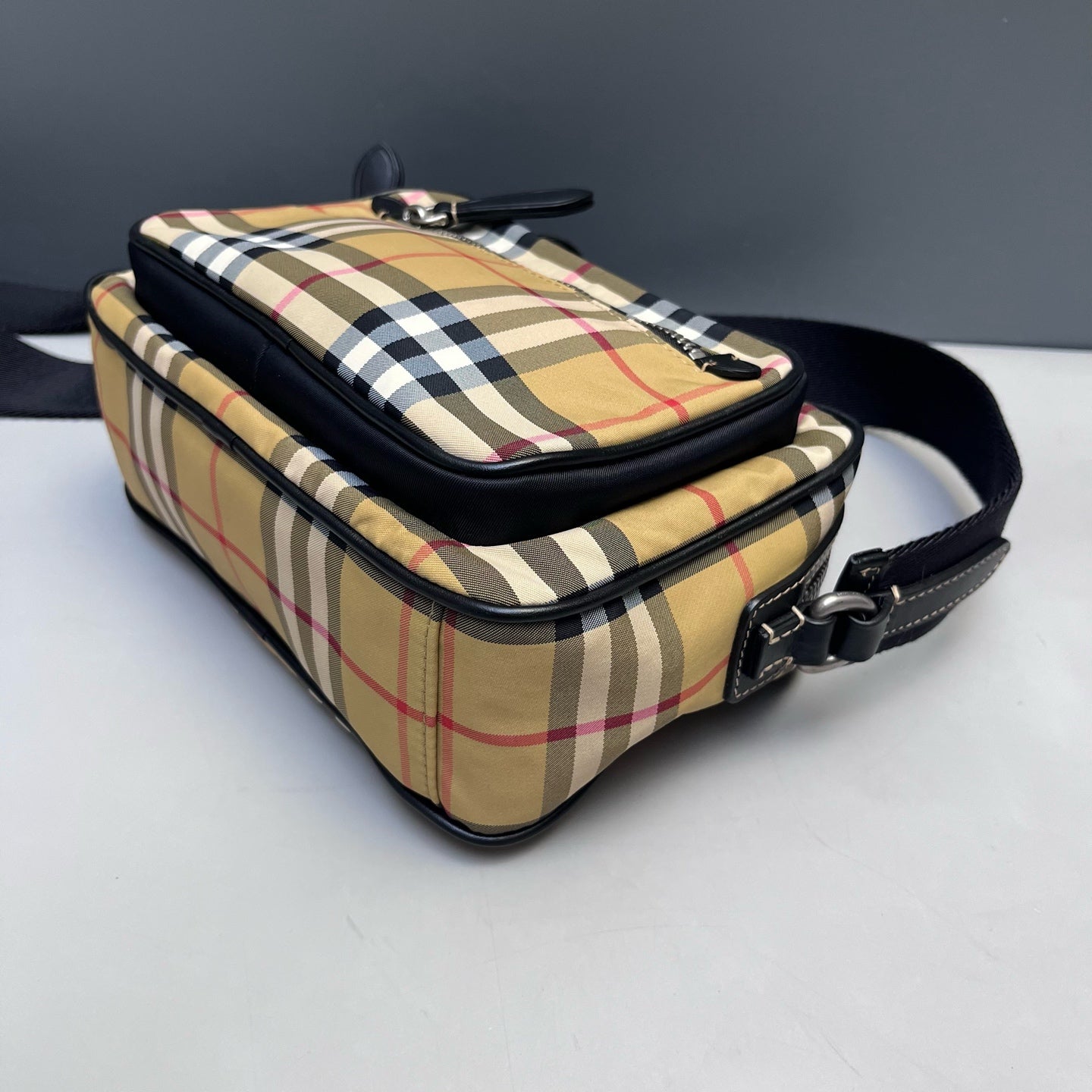 Burberry - Camera Bag - Canvas with leather trim - Beige - (small)