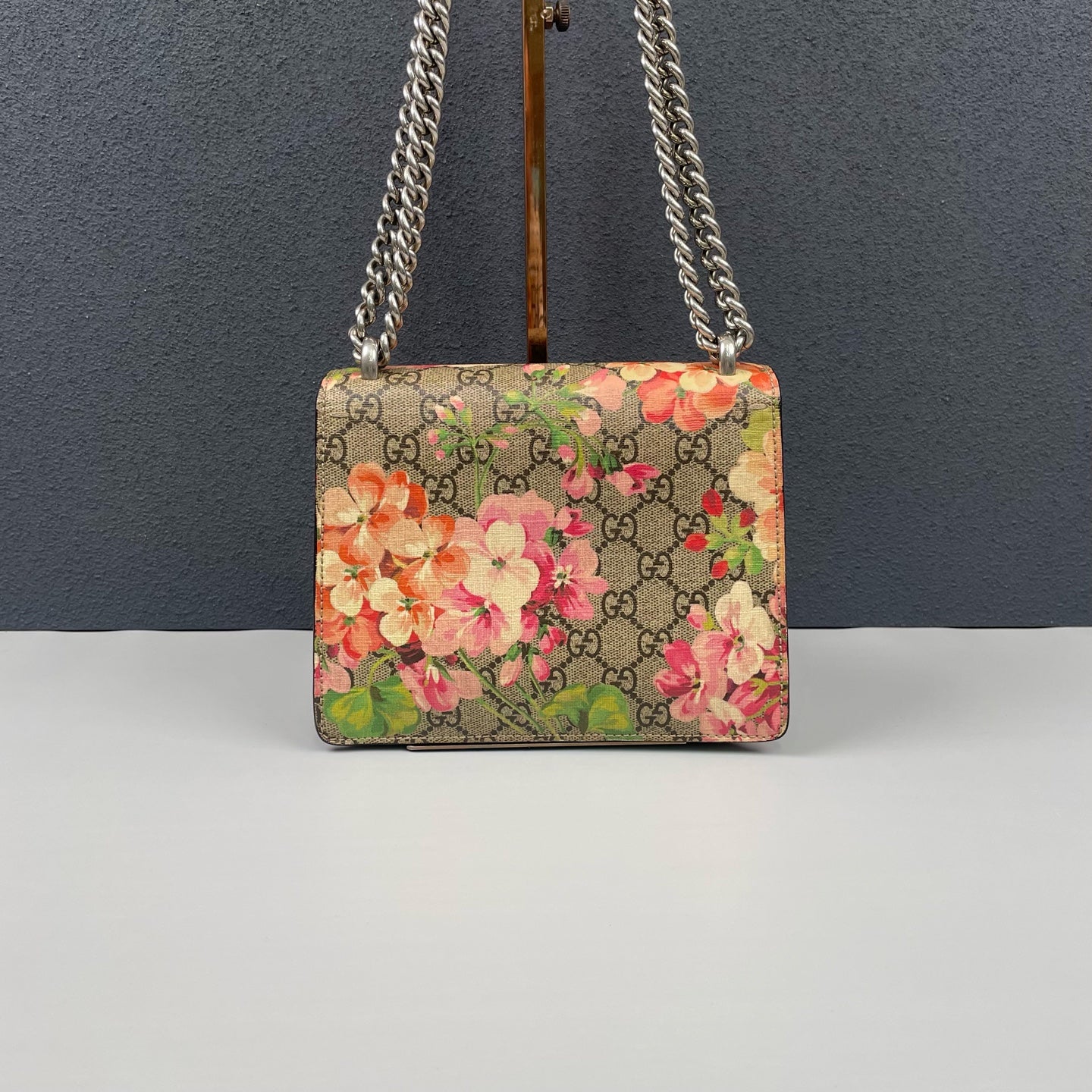 Gucci - Dionysus Small Shoulder Bag Geranium Print - GG Supreme canvas - Multicolour - (Small)
