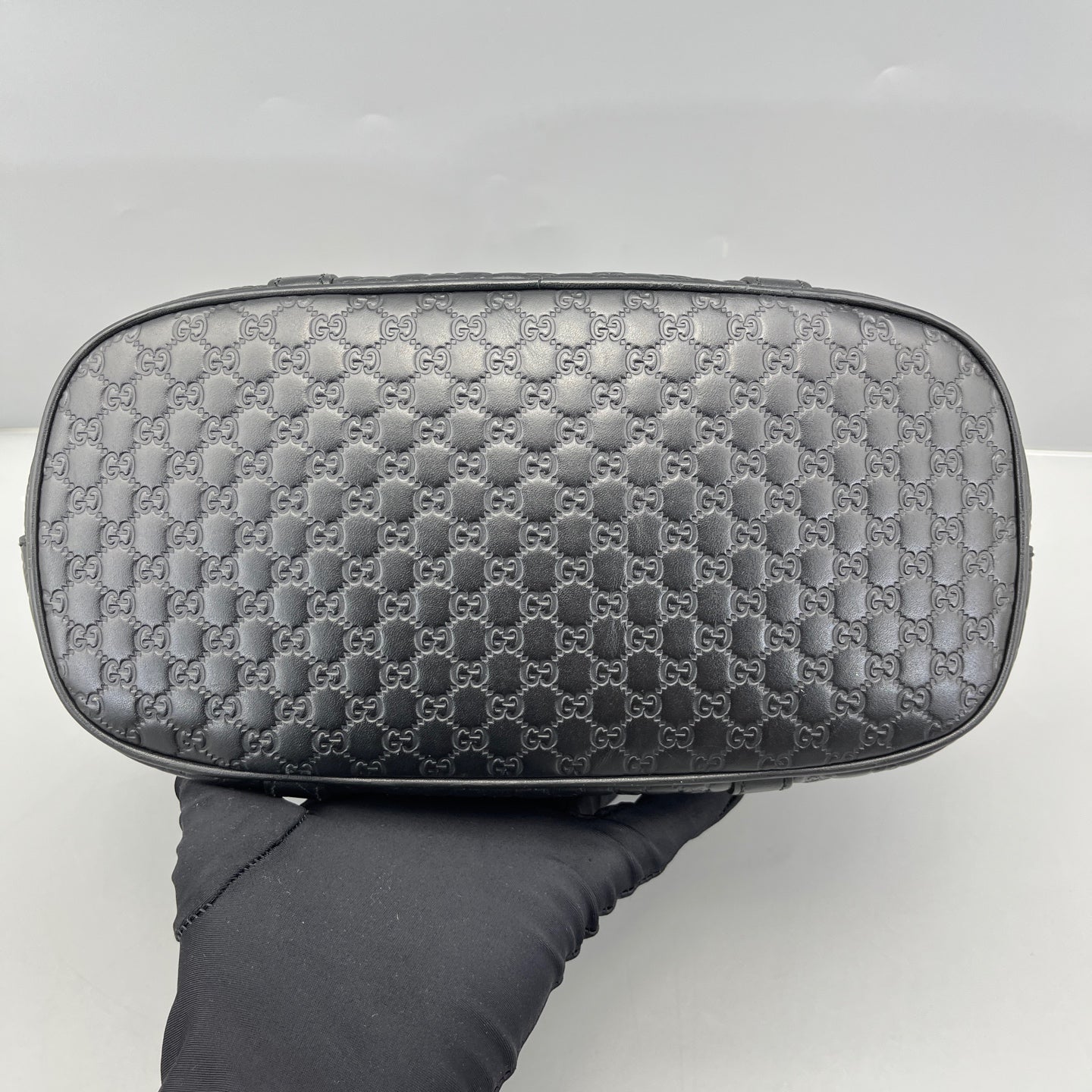 Gucci - Microguccissima Dome Bag (Outlet Model) - Leather - Black - (small)