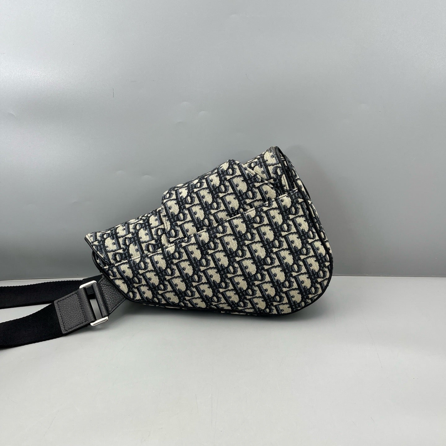 Dior - Saddle Belt Bag - Dior Oblique canvas with leather trim - Blue - (Small)