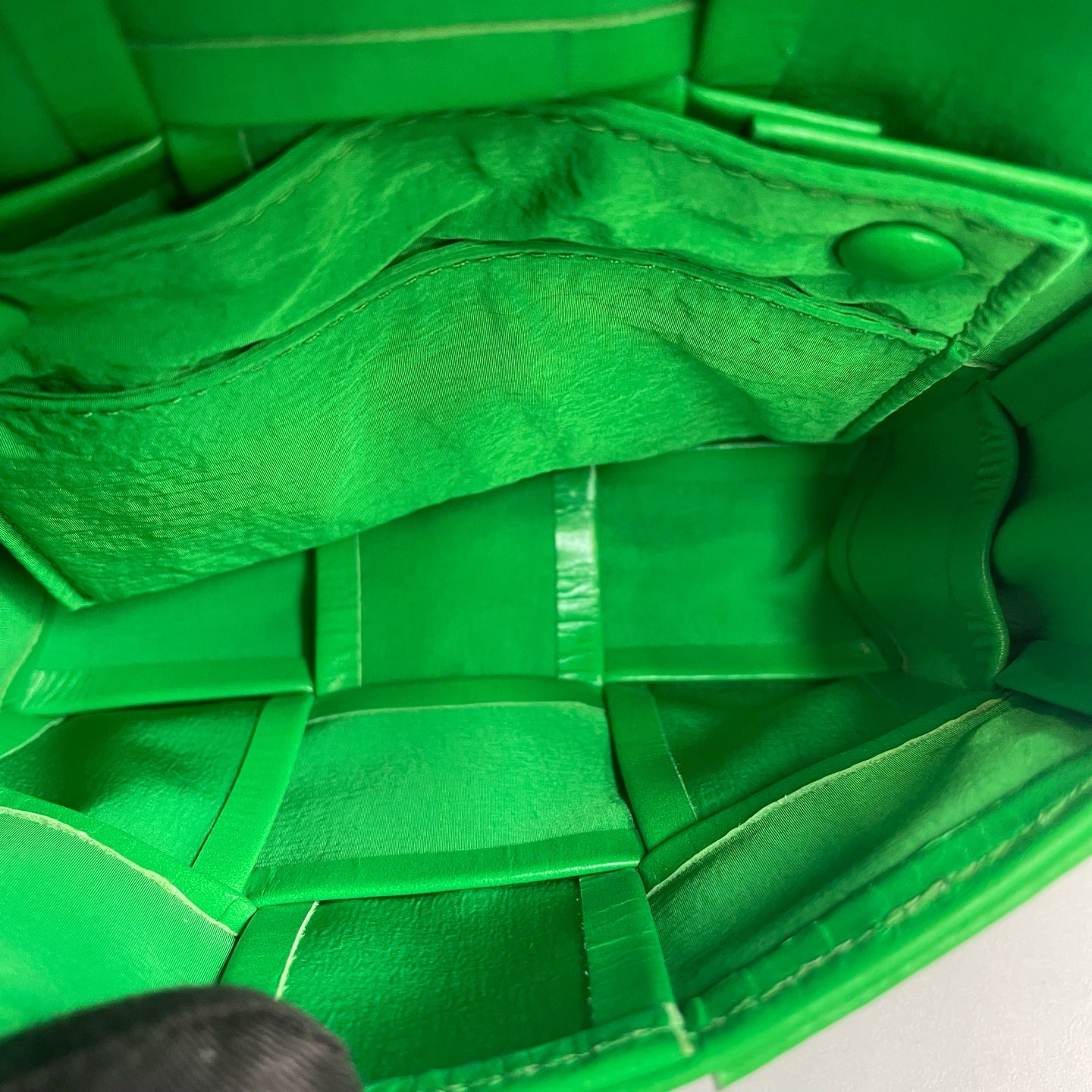 Bottega Veneta - Cassette - Oil-waxed full-grain leather - Green - (mini)