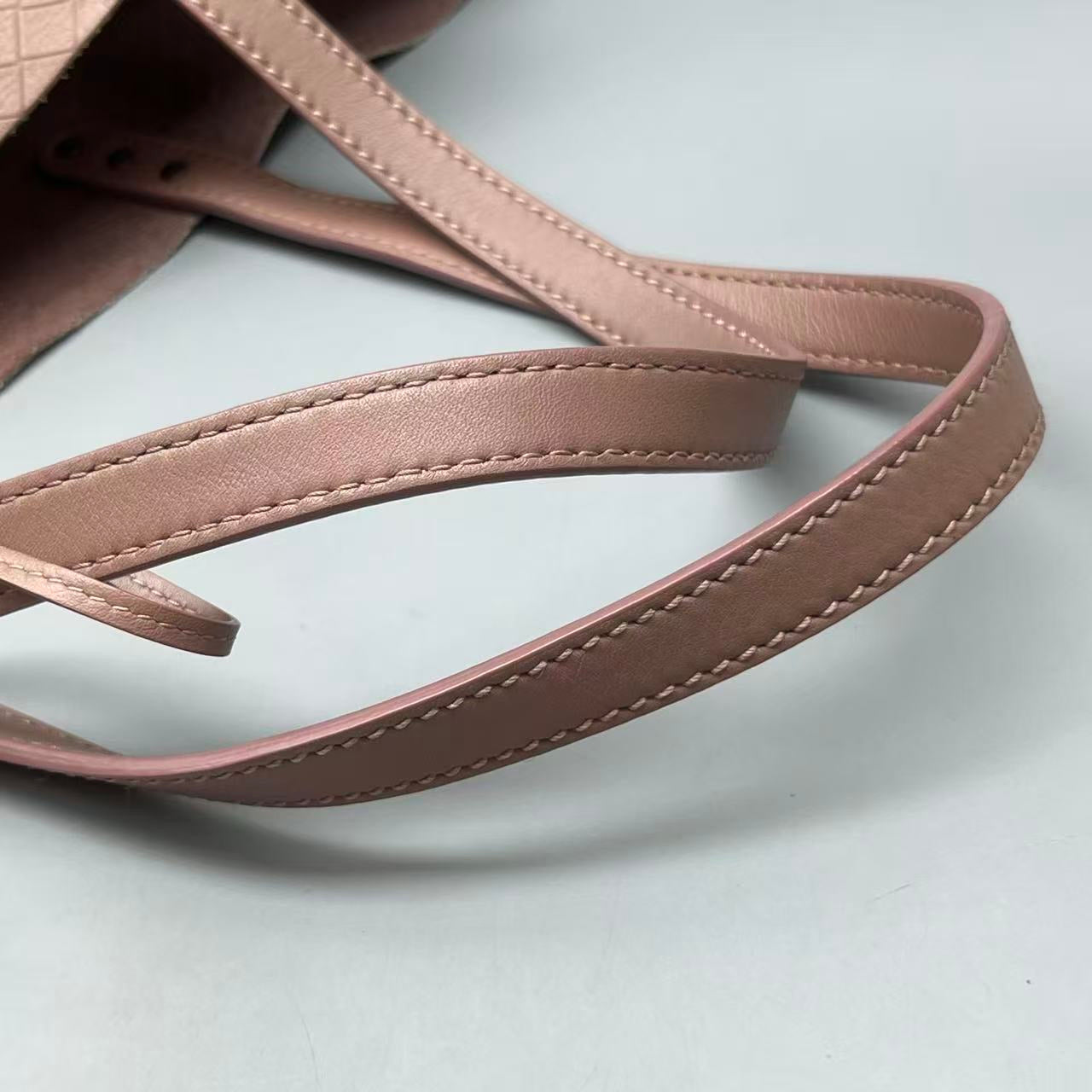 Bottega Veneta - Checkered Butterfly Embossed Tote - Leather - Pink - (large)