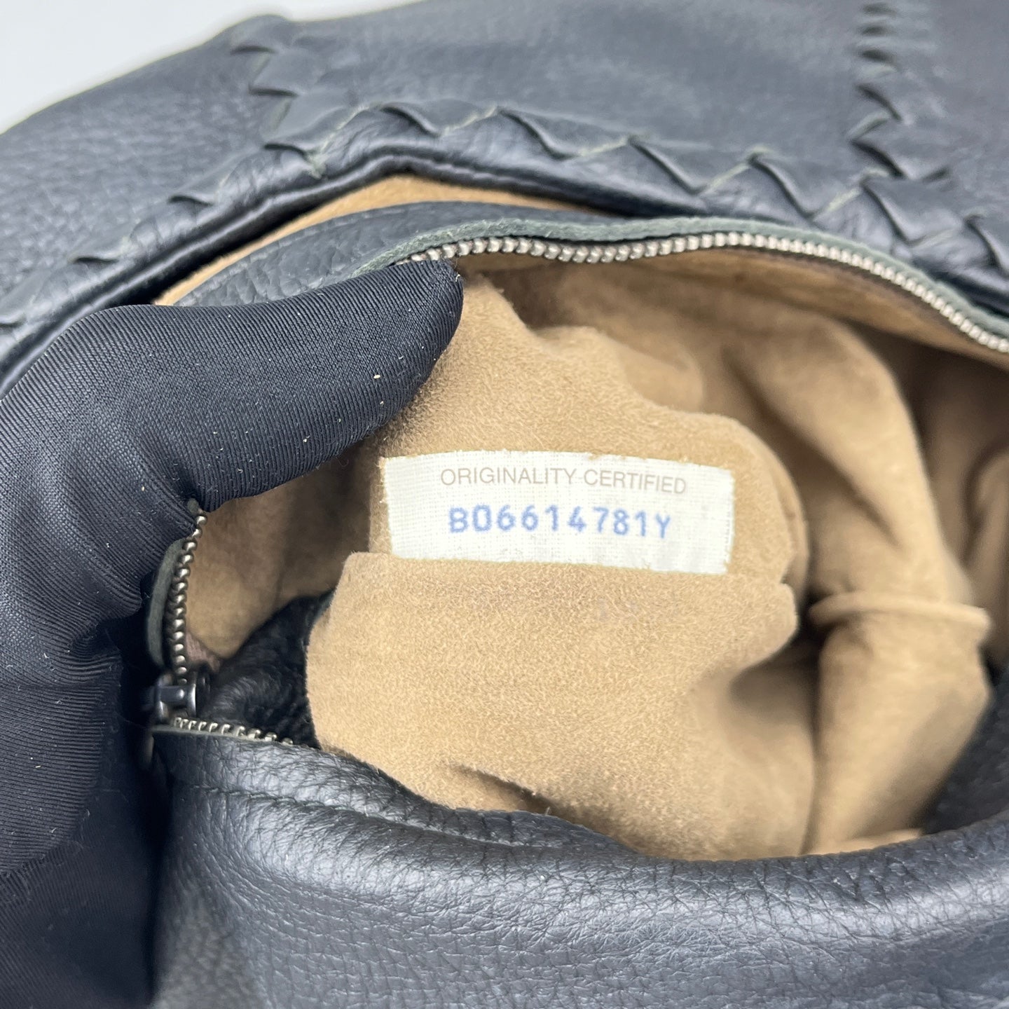Bottega Veneta - Hobo Bag - Leather - Black - (medium)