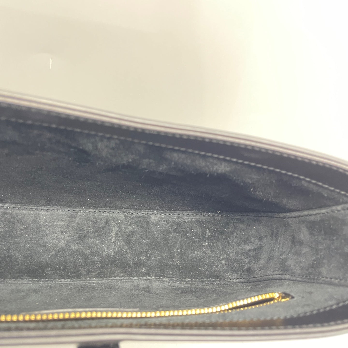 Saint Laurent - Hobo Bag - Leather - Black - (Medium)
