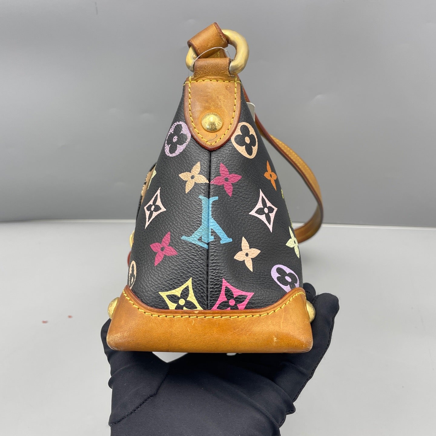 Louis Vuitton - Monogram Multicolore Shoulder Bag - Monogram Multicolore coated canvas with Vachetta leather trim - Multicolour - (medium)