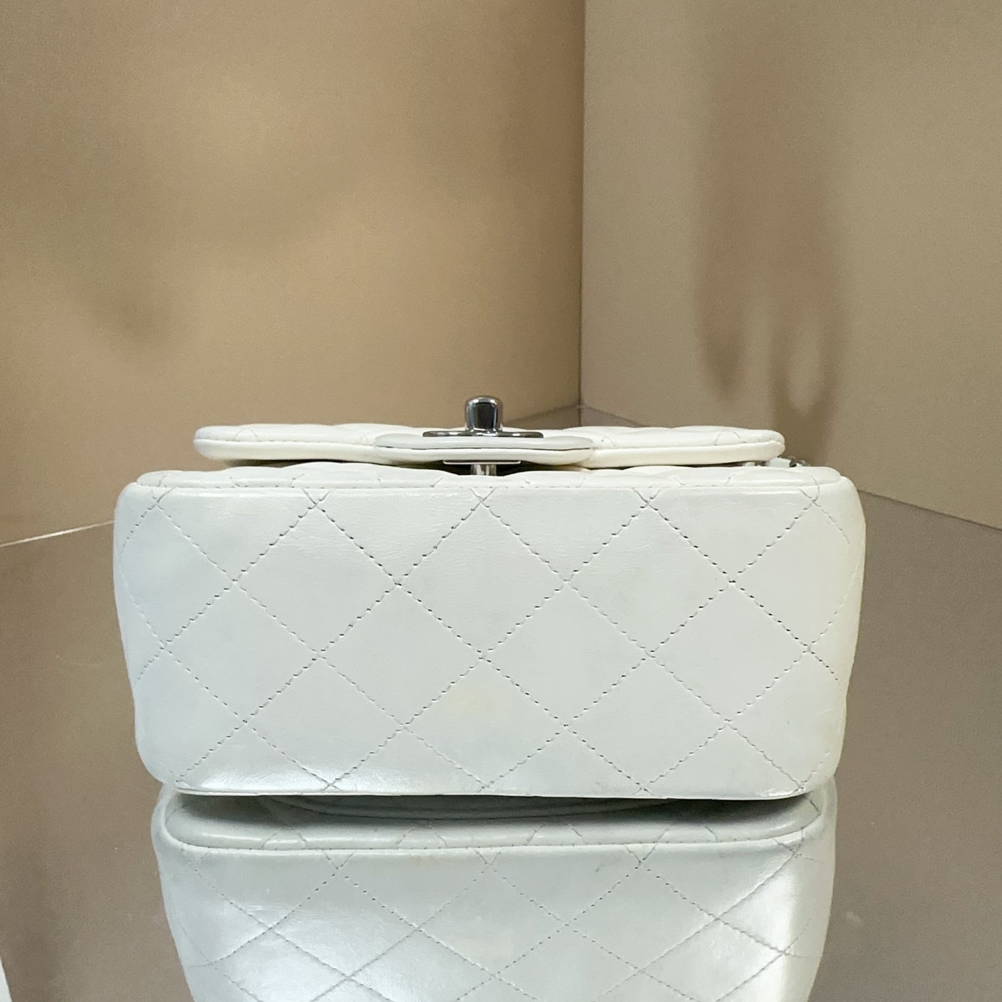 Chanel - Classic Flap Mini Square - Lambskin leather - White - (mini)
