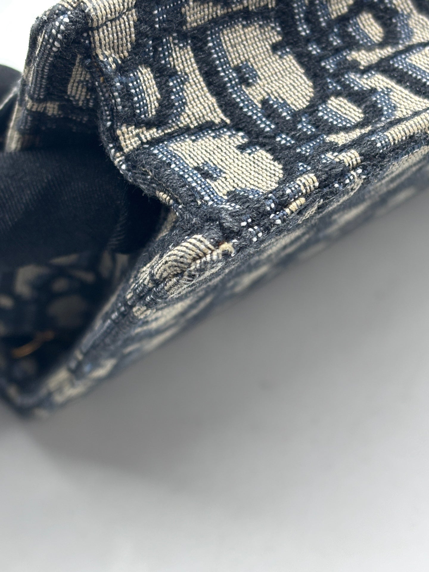 Dior - Saddle Oblique Wallet on Chain - Denim Oblique embroidered fabric - Blue - (mini)