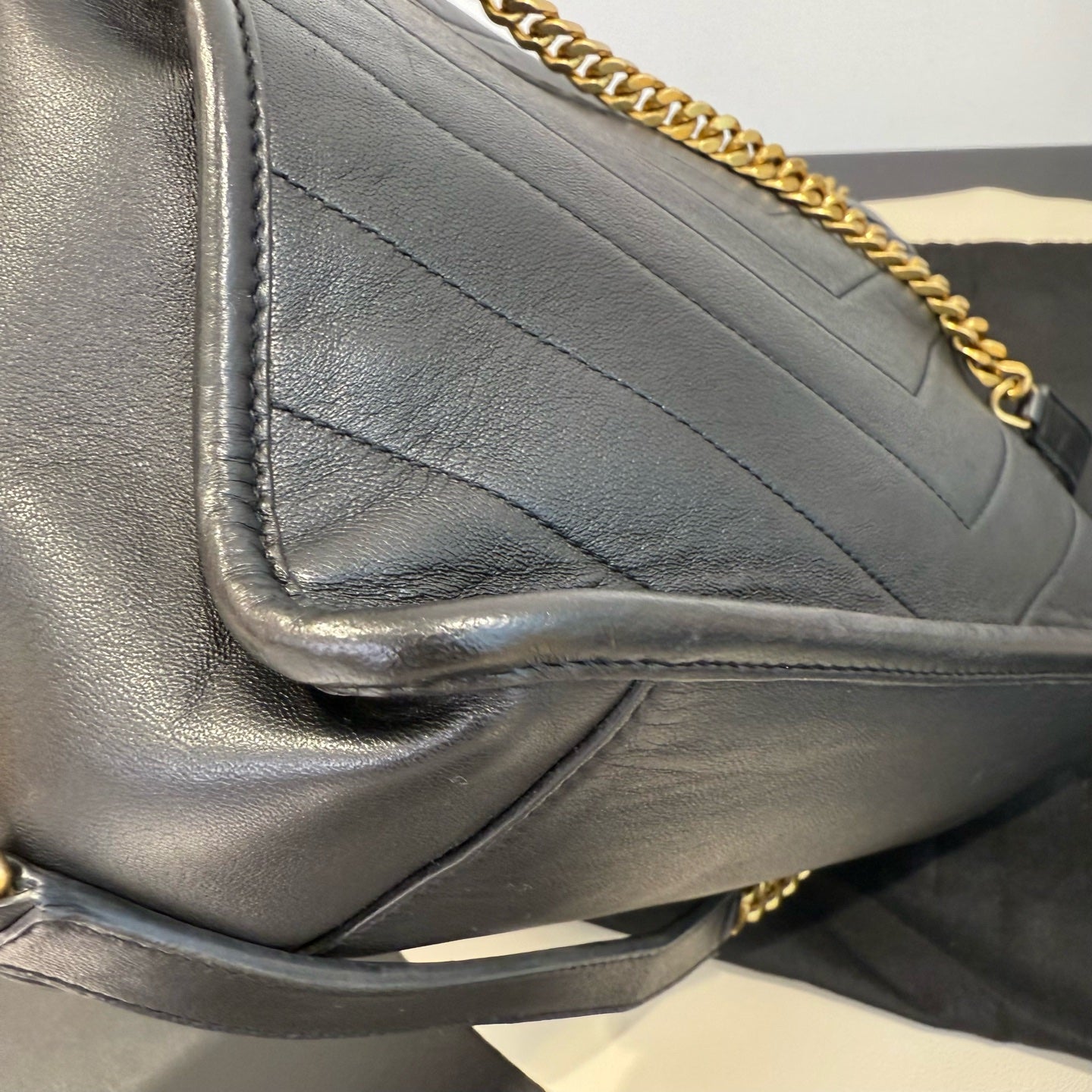 Saint Laurent - Niki Medium - Matte cowhide leather - Black - (medium)