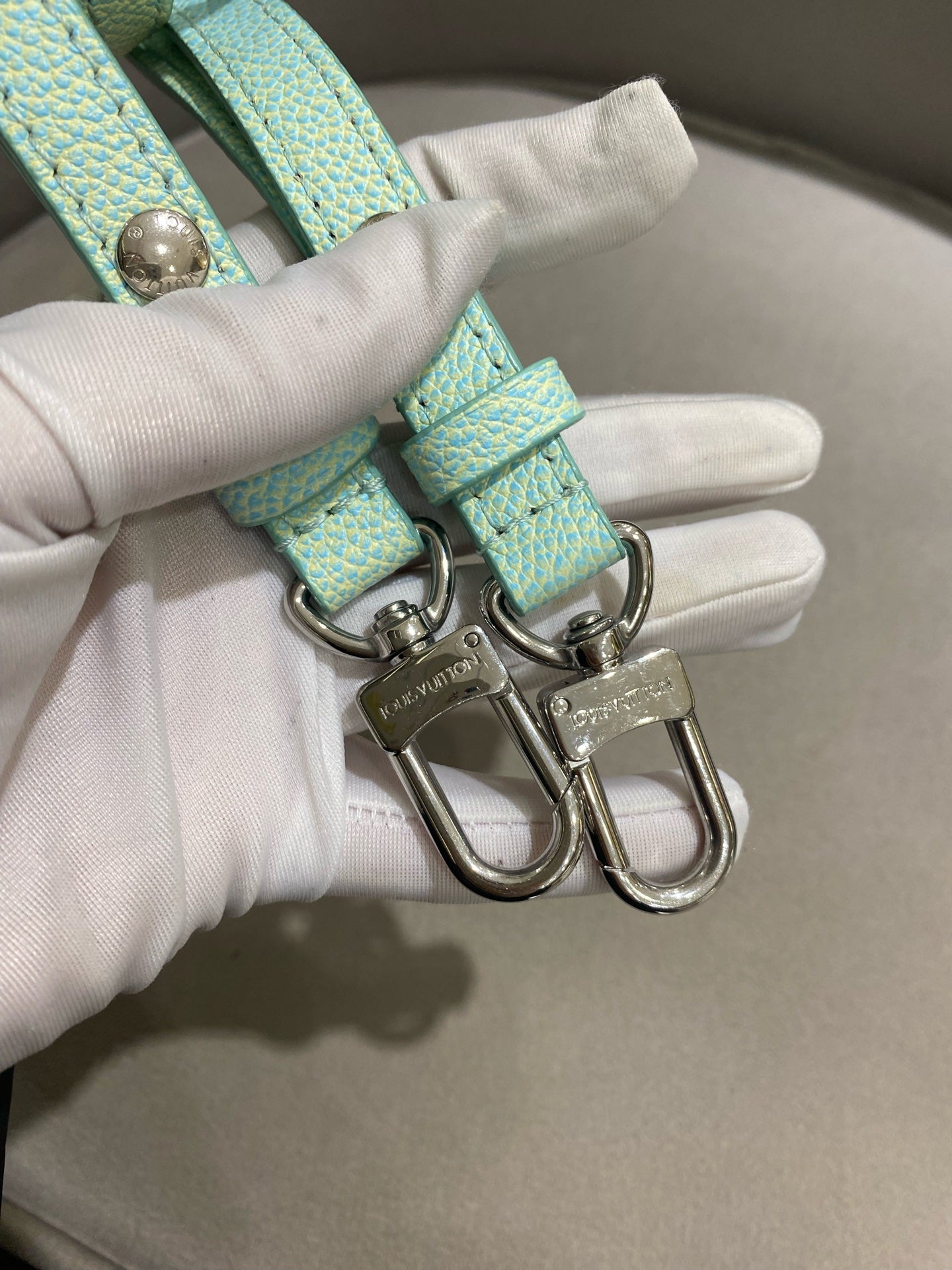 Louis Vuitton - Neonoe BB - Leather - Multicolour - (mini)