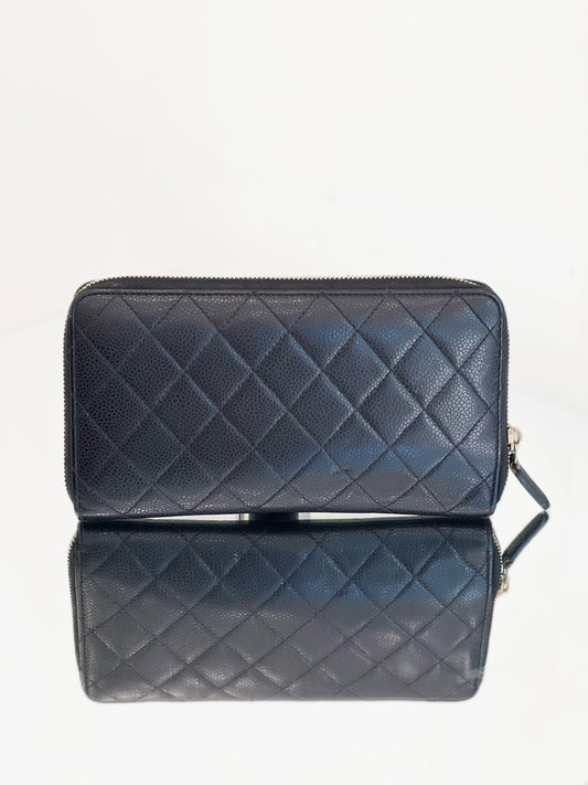 Chanel - Classic Zip Around Wallet - Caviar leather - Black - (Medium)