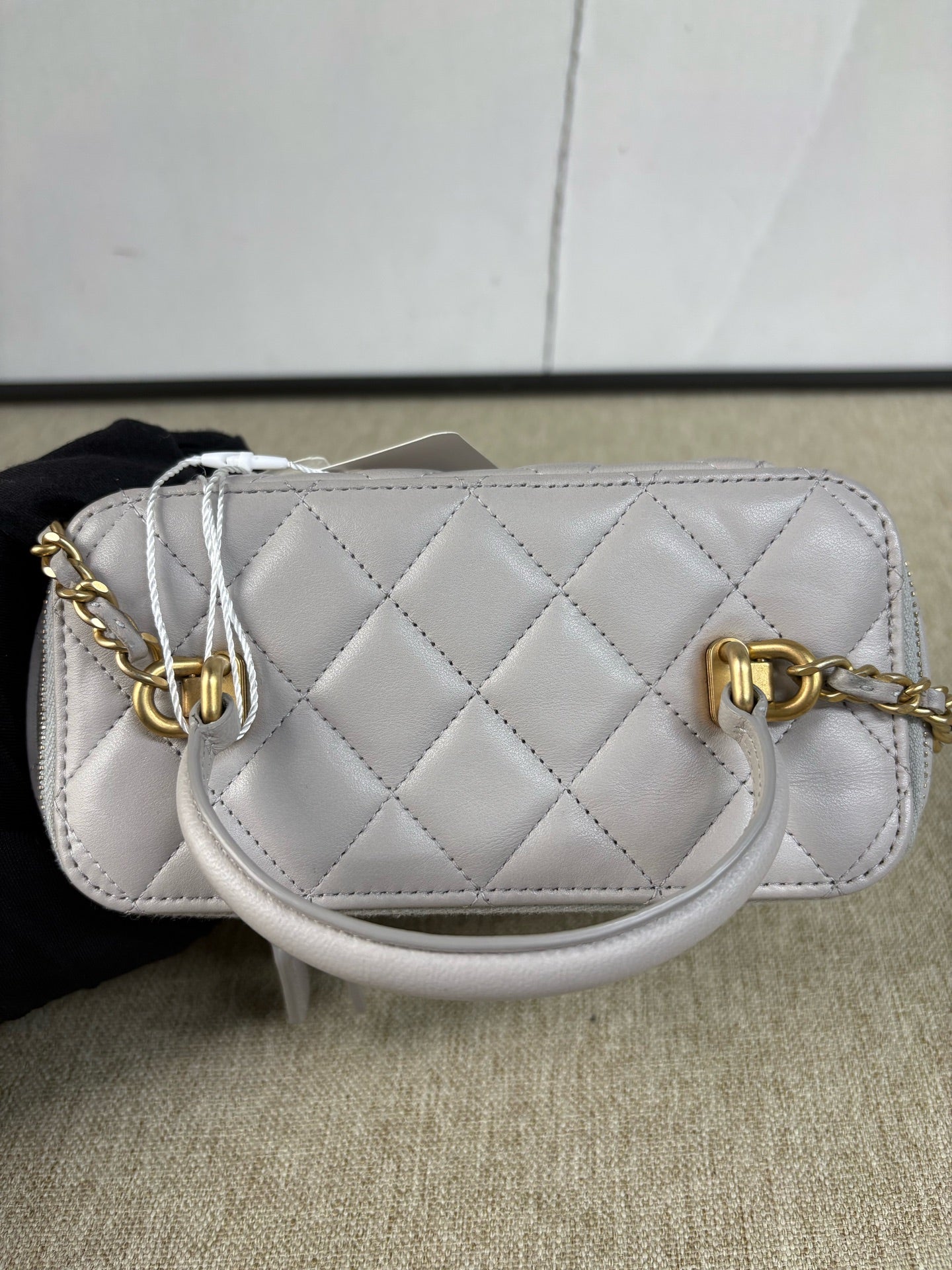 Chanel - Vanity Case with Top Handle - Lambskin leather - Grey - (mini)
