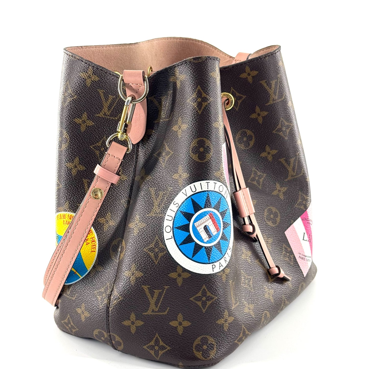 Louis Vuitton - NeoNoé World Tour/Patches - Monogram coated canvas with cowhide leather trim - Brown, Pink, Multicolour - (Medium)