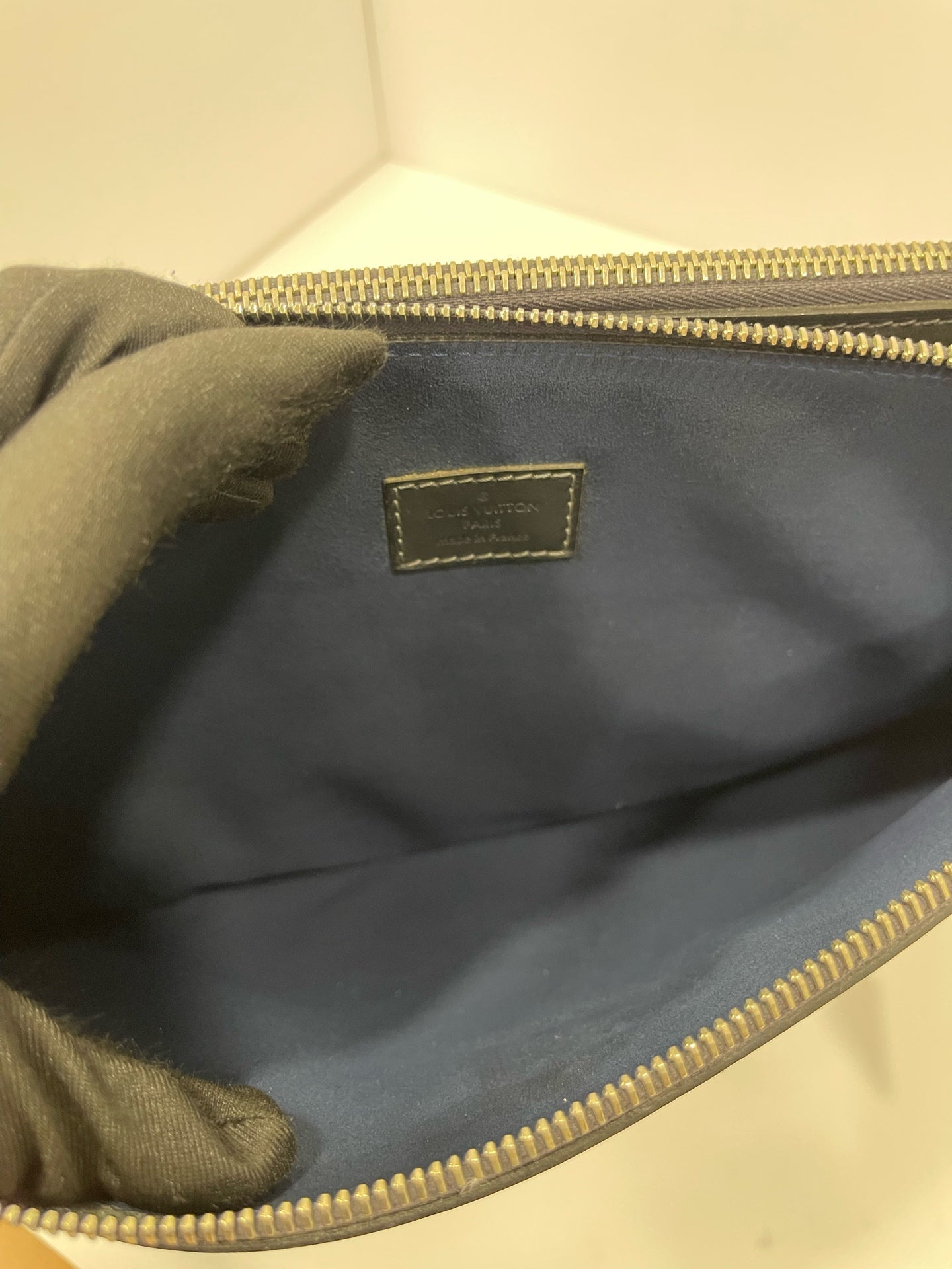 Louis Vuitton - Detachable Pouch - Leather - Black - (Medium)