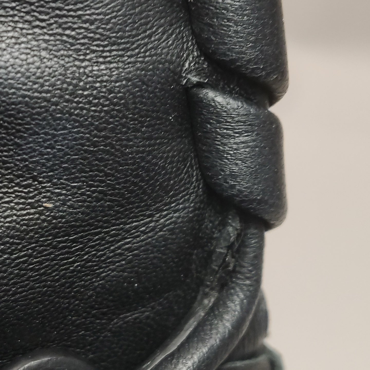 Bottega Veneta - Intrecciato Chain Flap Bag - Leather - Black - (Medium)