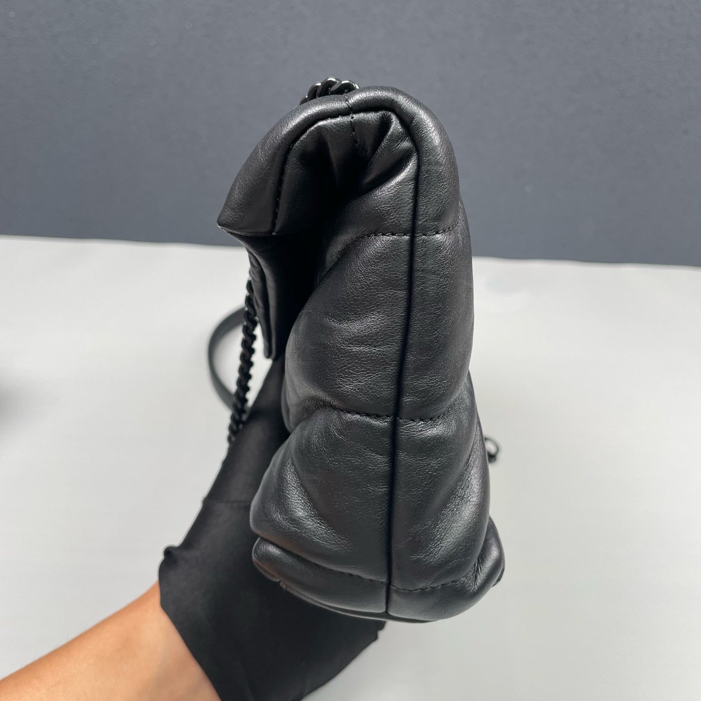 Saint Laurent - Loulou Puffer Mini - Leather - Black - (mini)