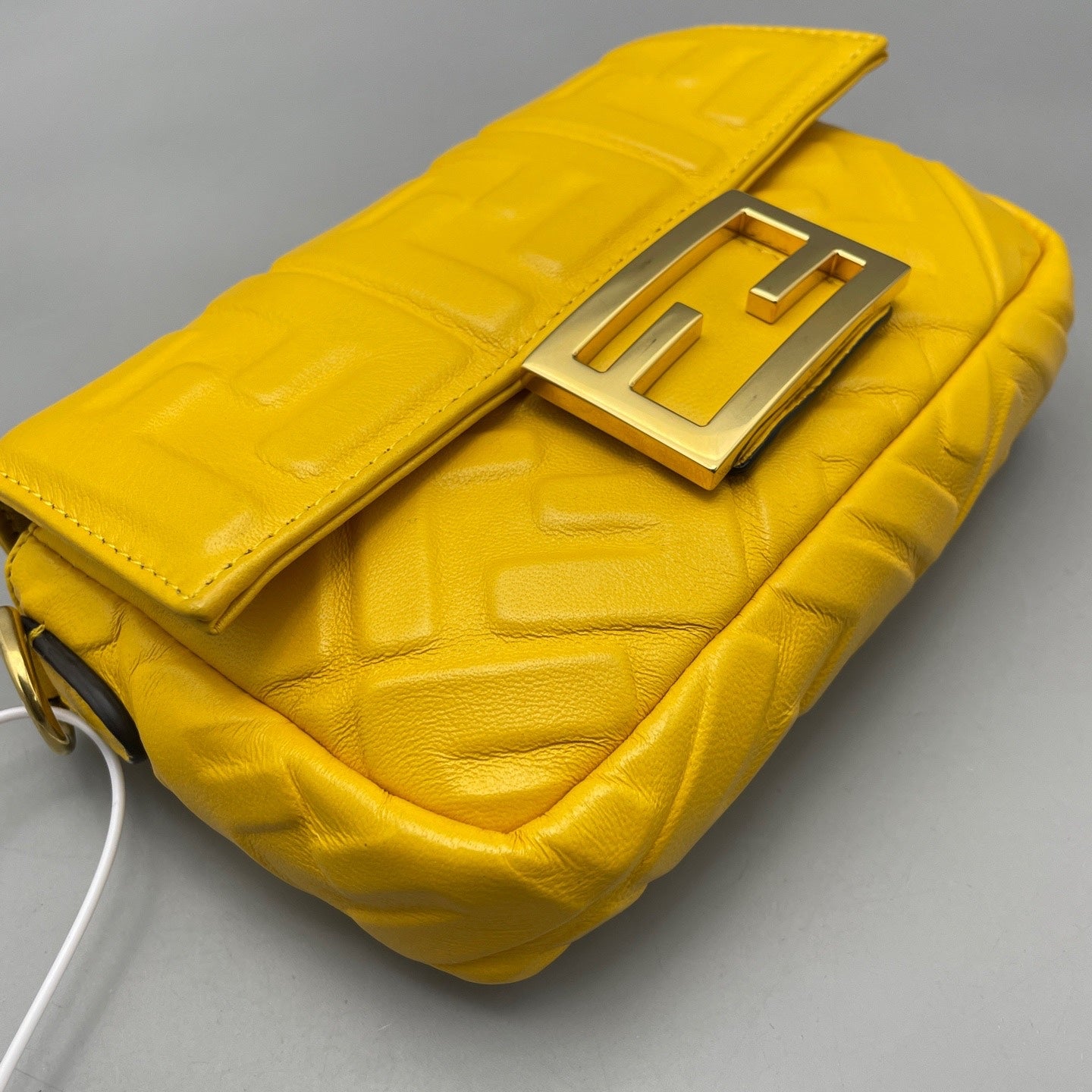 Fendi - Baguette Mini 8BS017 - Leather - Yellow - (mini)