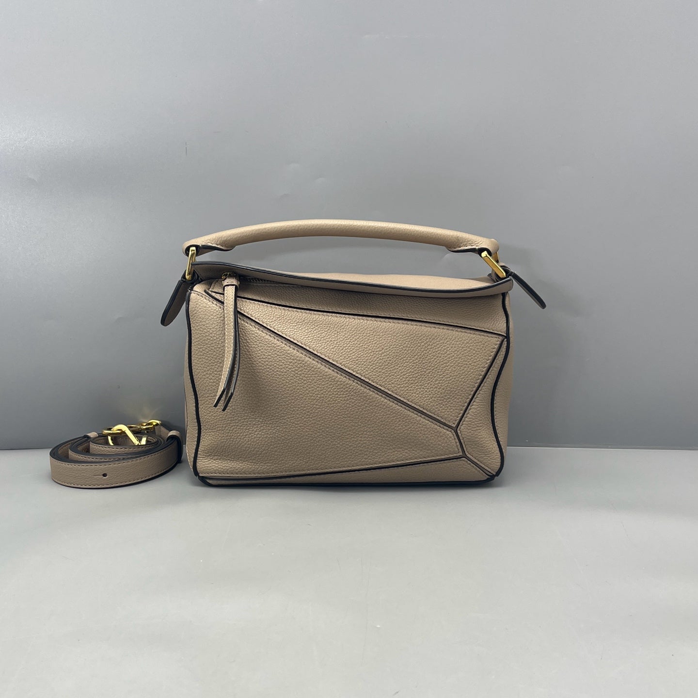 LOEWE - Puzzle Bag Small - Grained calfskin leather - Beige - (Small)