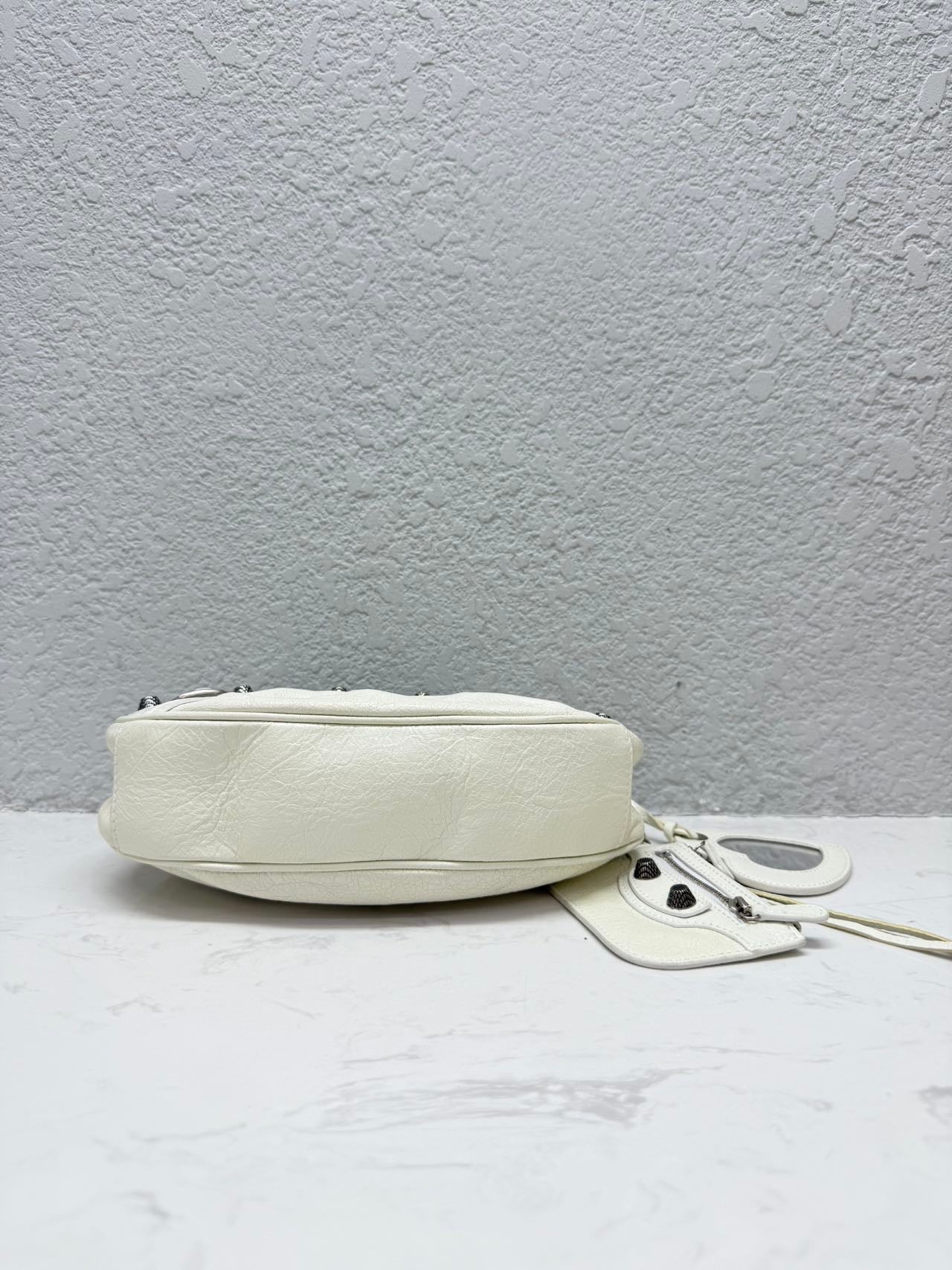 Balenciaga - Le Cagole XS Shoulder Bag - Leather - White - (XS)