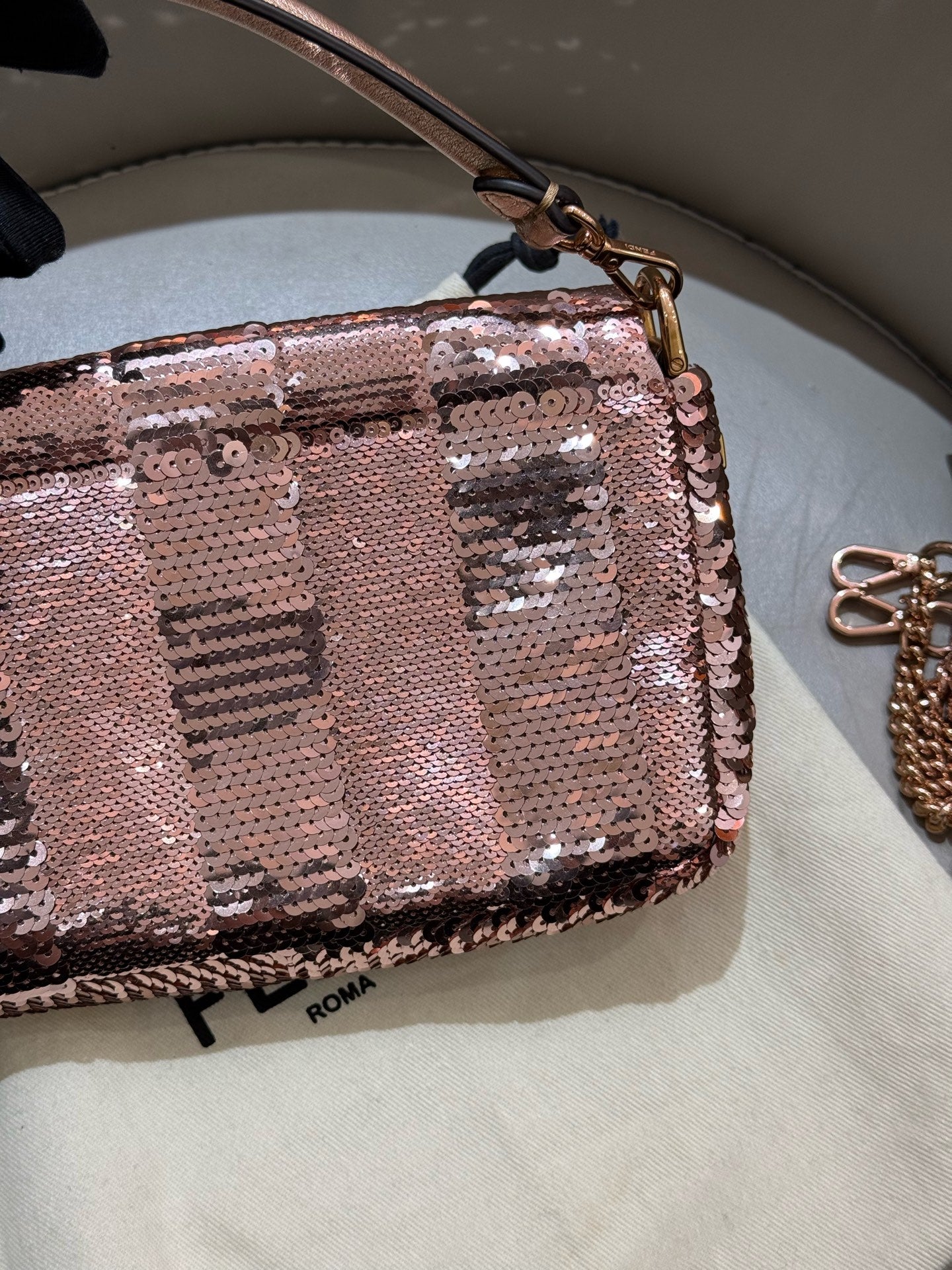Fendi - Baguette - Sequins on textile base with metallic leather trim - Pink - (mini)