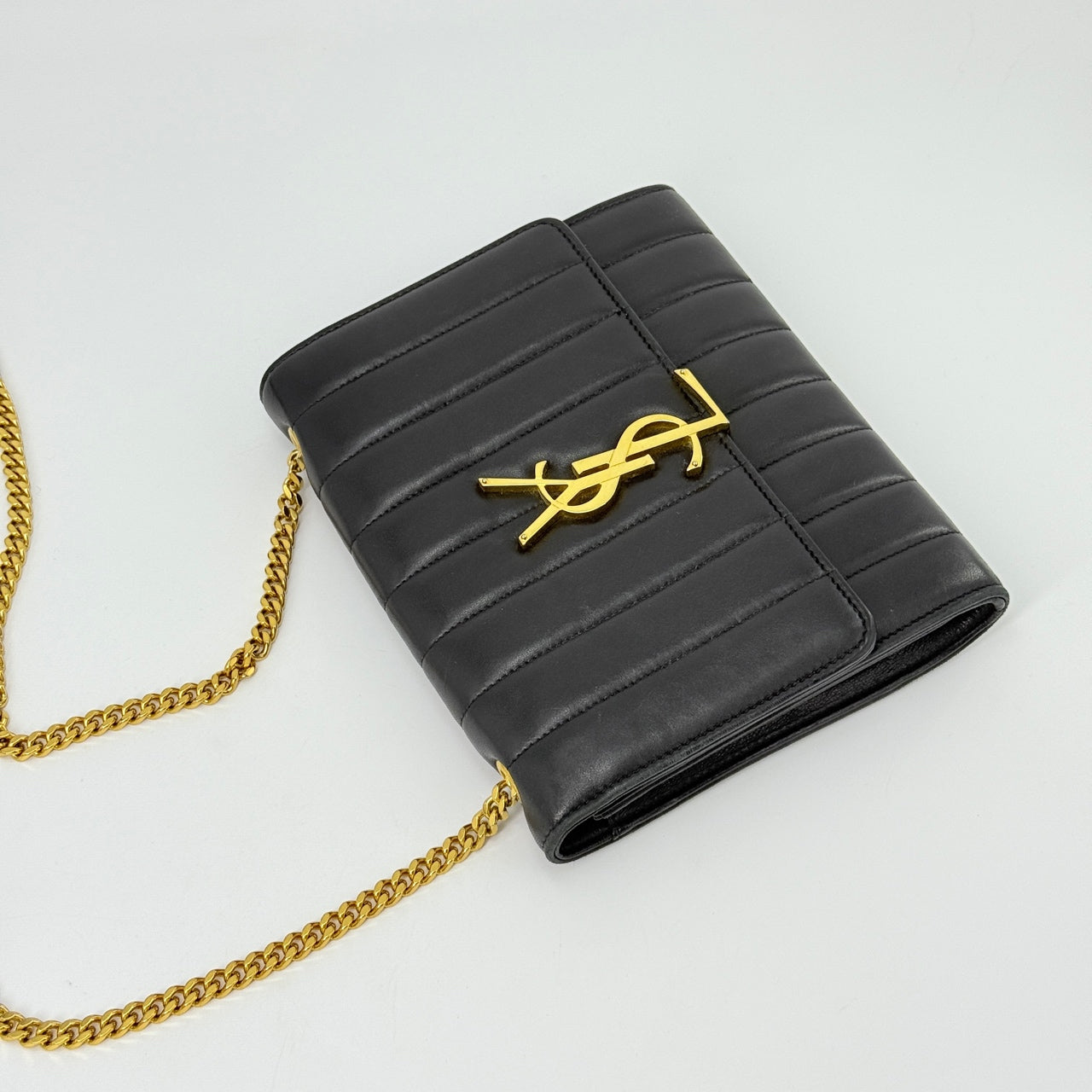 Saint Laurent - Vicky Chain Wallet - Leather - Black with Gold-Tone Hardware - (mini)