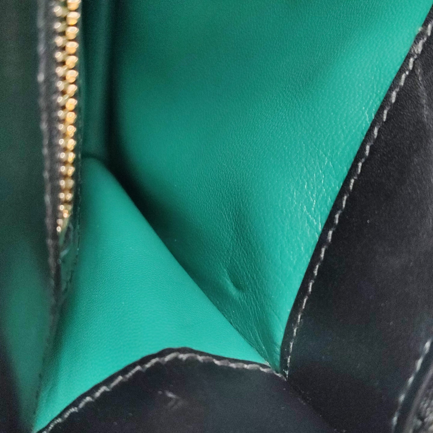 Bvlgari - Serpenti Forever Flap Cover Bag - Leather - Black - (small)