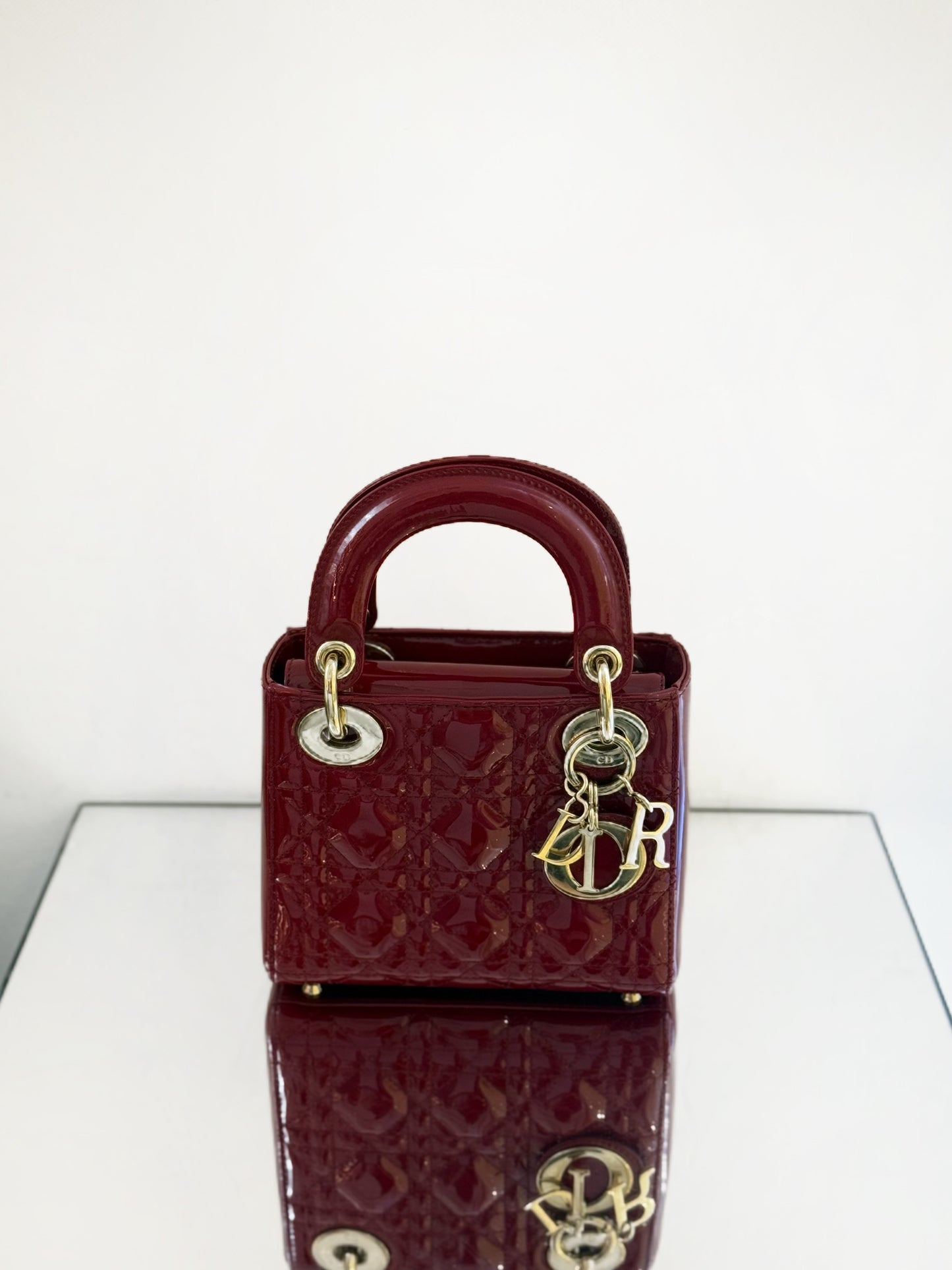 Dior - Lady Dior Mini - Patent leather - Deep Red with Gold-Tone Hardware - (Mini)