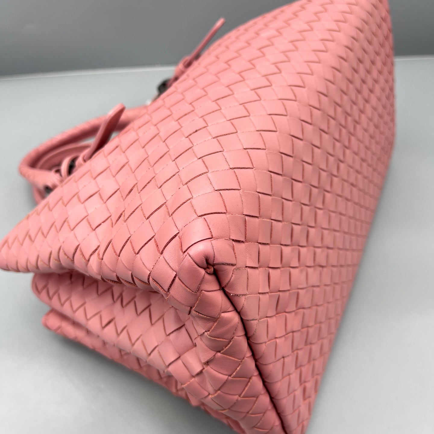 Bottega Veneta - Roma - Leather - Pink - (medium)