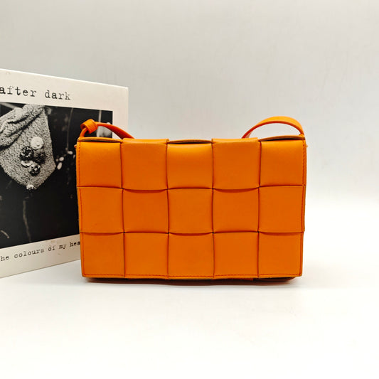 Bottega Veneta - Cassette - Lambskin leather - Orange - (small)