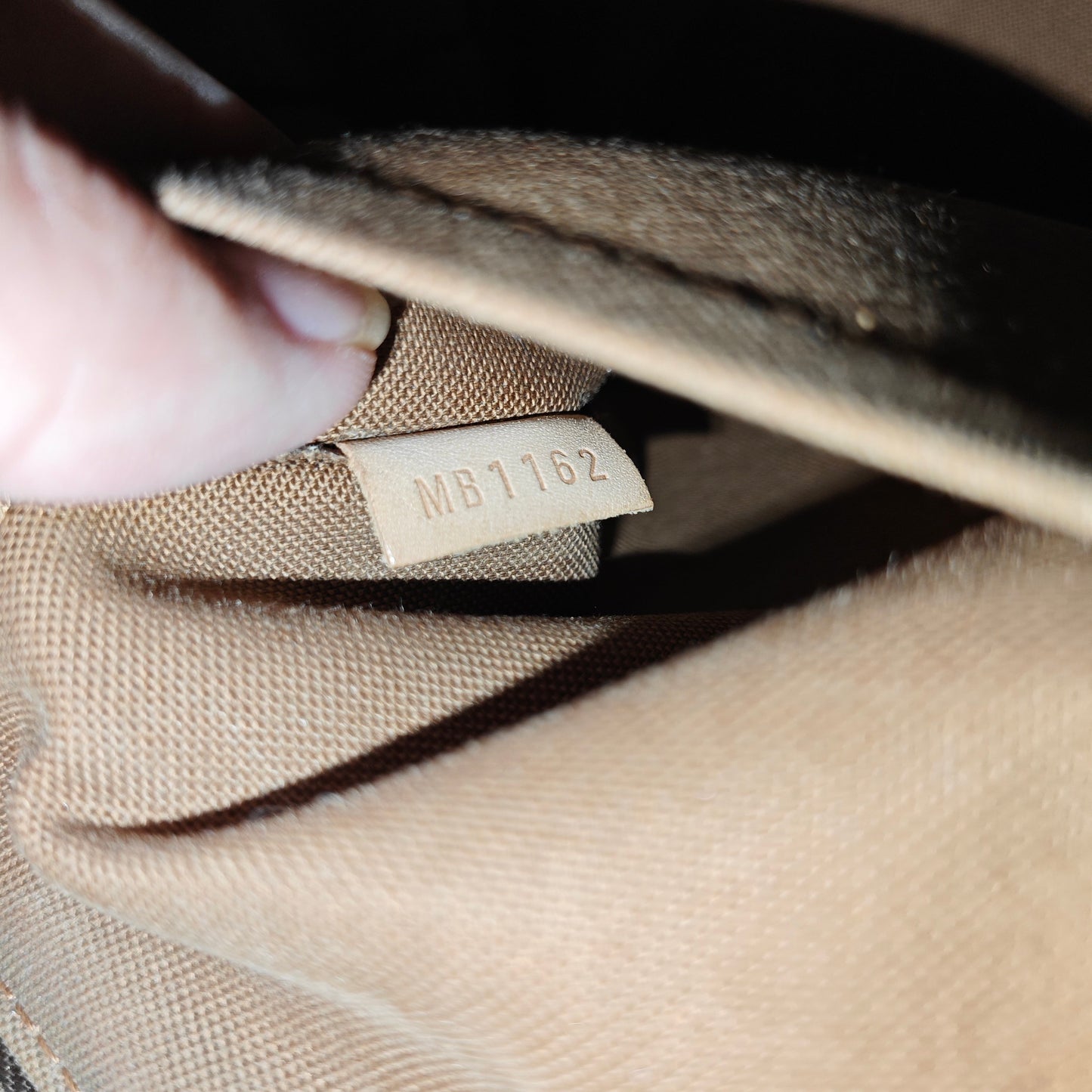 Louis Vuitton - Tivoli PM - Monogram Canvas with Vachetta Leather trim - Brown - (Medium)