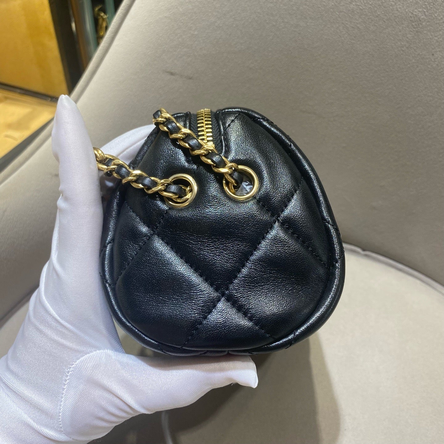Chanel - Quilted Lambskin Bowling Bag - Lambskin leather - Black - (mini)