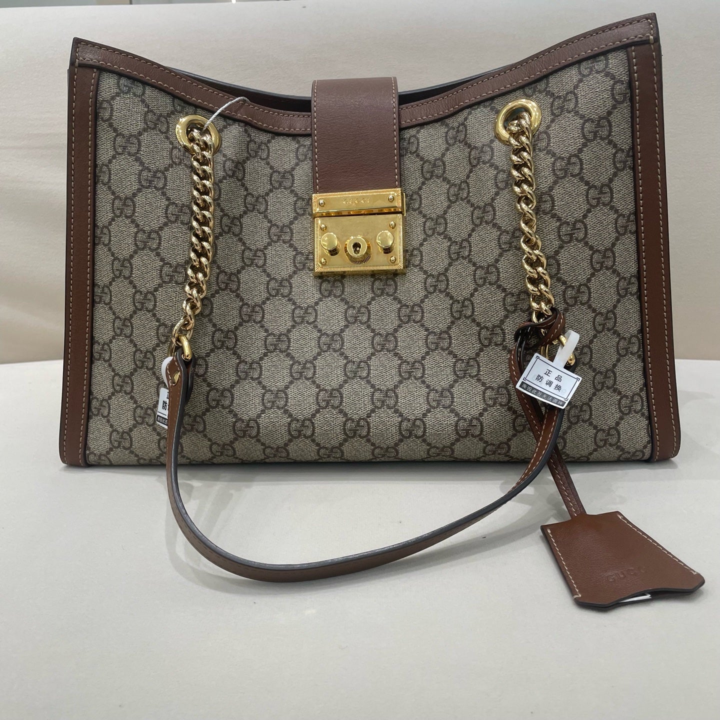 Gucci - Padlock Medium Top Handle Bag - GG Supreme canvas with leather trim - Brown - (medium)