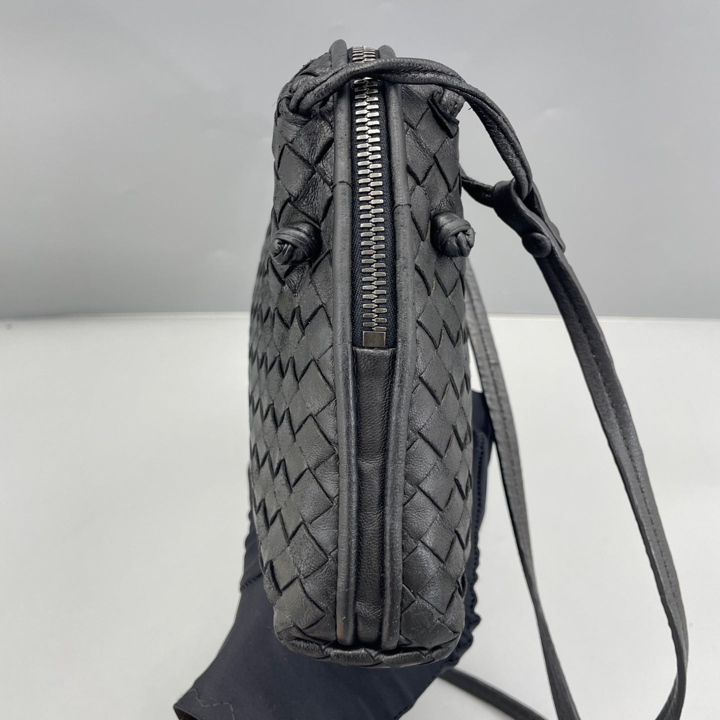 Bottega Veneta - Intrecciato Camera Bag - Leather - Black - (small)